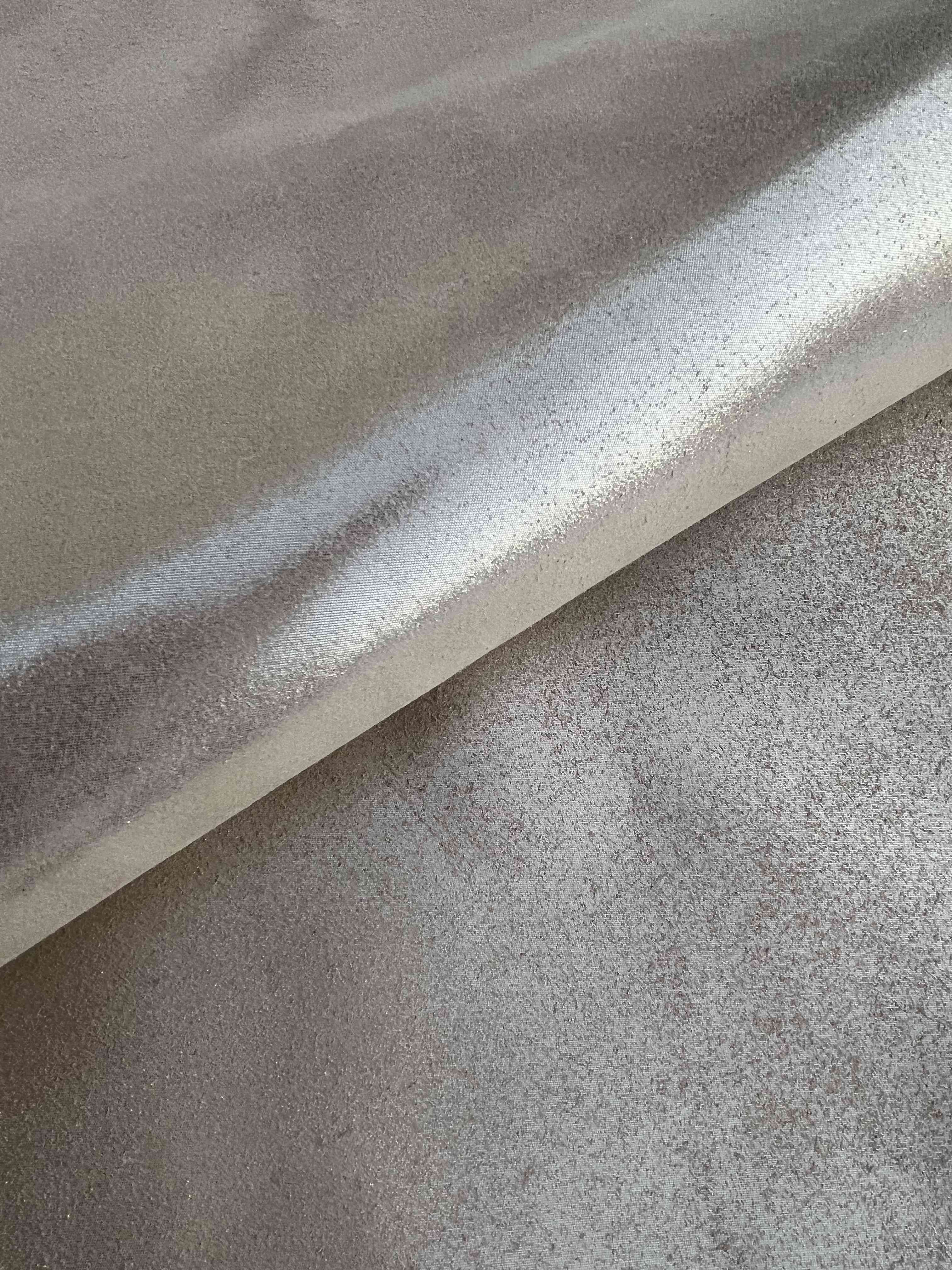 Stock pellame vitelli resinati polvere di platino in vendita - foto 6