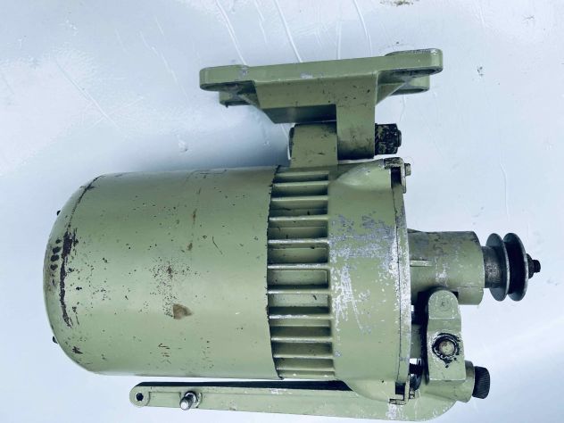 M7 Motore macchina da Cucire trimonofase 2800 giri in vendita - foto 3