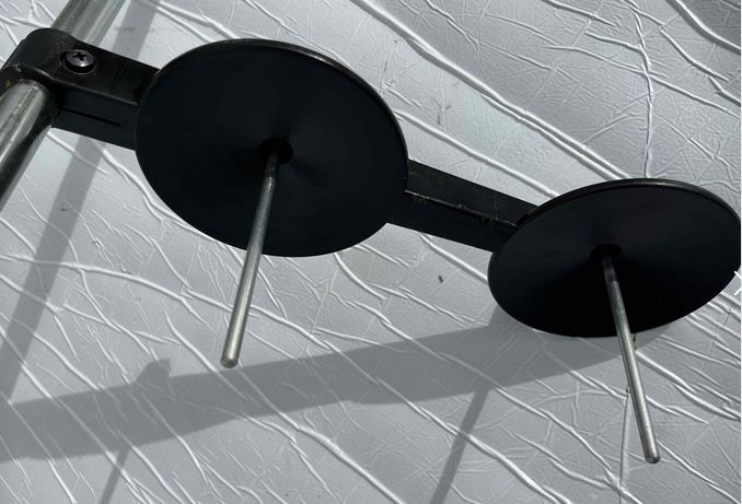 F88 Asta porta filo per macchina da cucire in vendita - foto 2