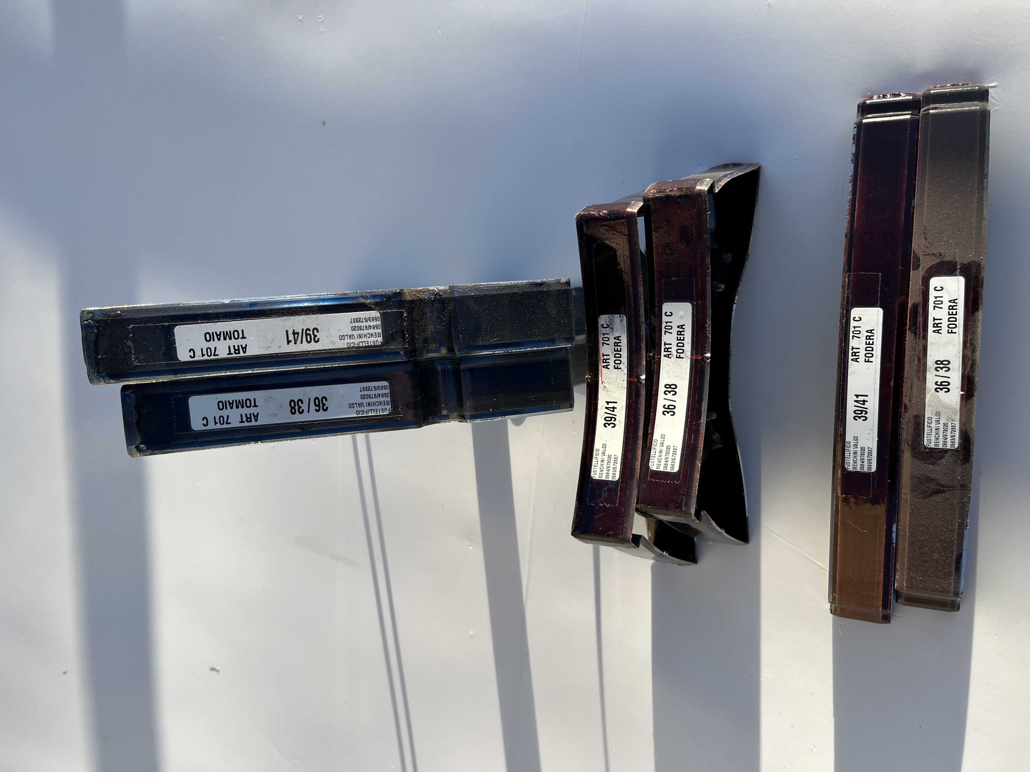 V0 Fustelle taglio ciabatte donna dal 36 al 41 in vendita - foto 13