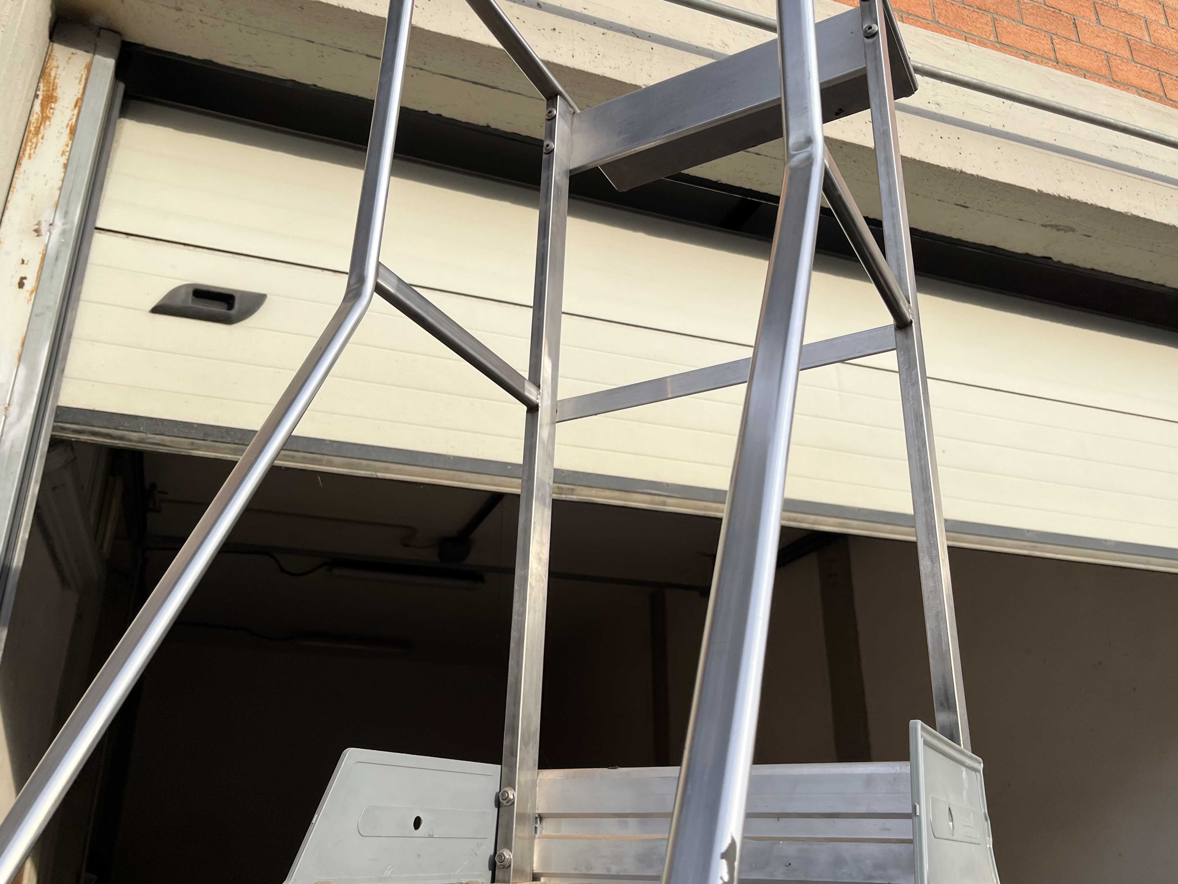 Scala a Castello Palchetto Acciaio Inox H 200 in vendita - foto 3