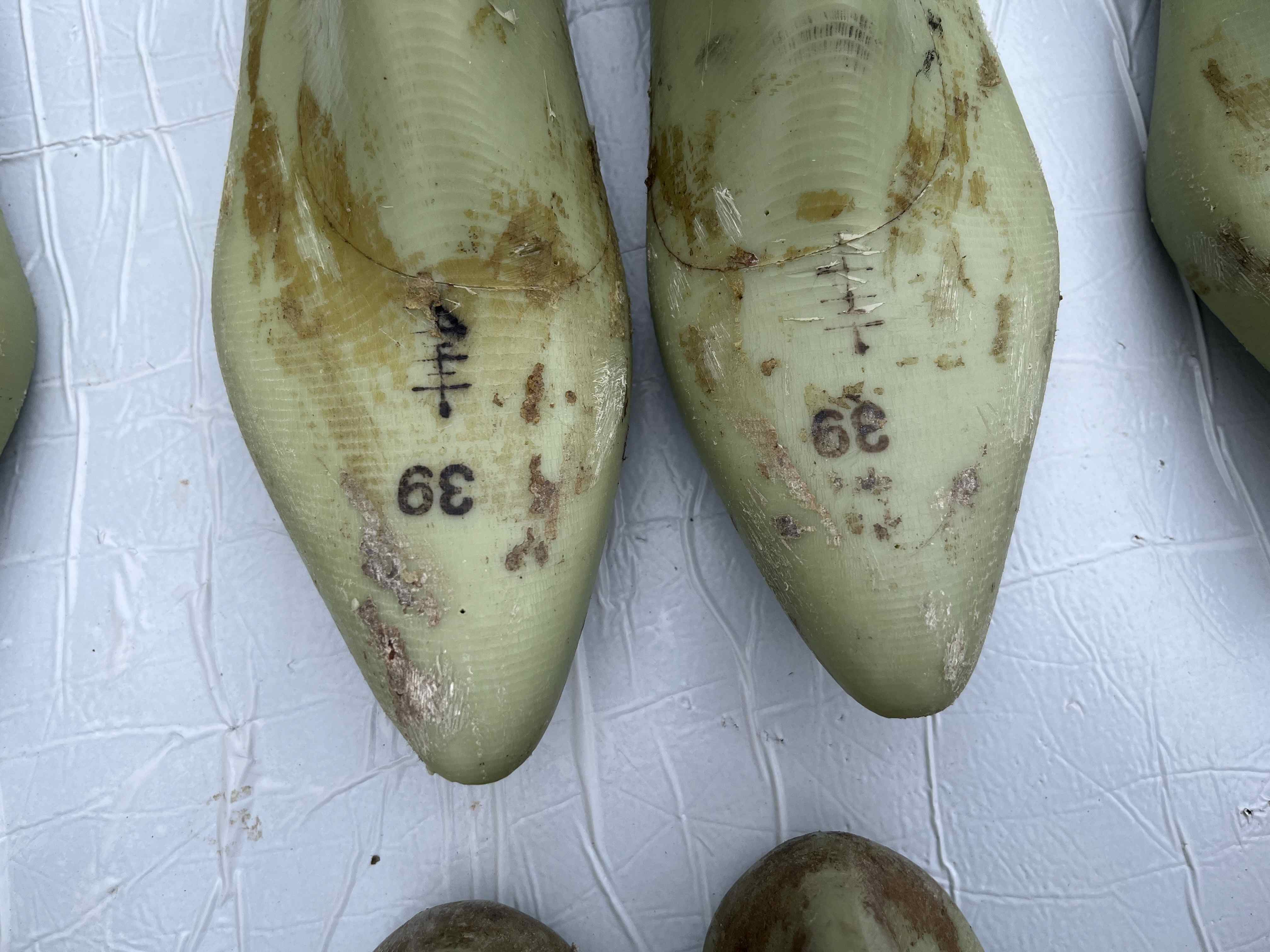 Forme calzolaio dècolletè punta sfilata dal 35 al 40 in vendita - foto 12