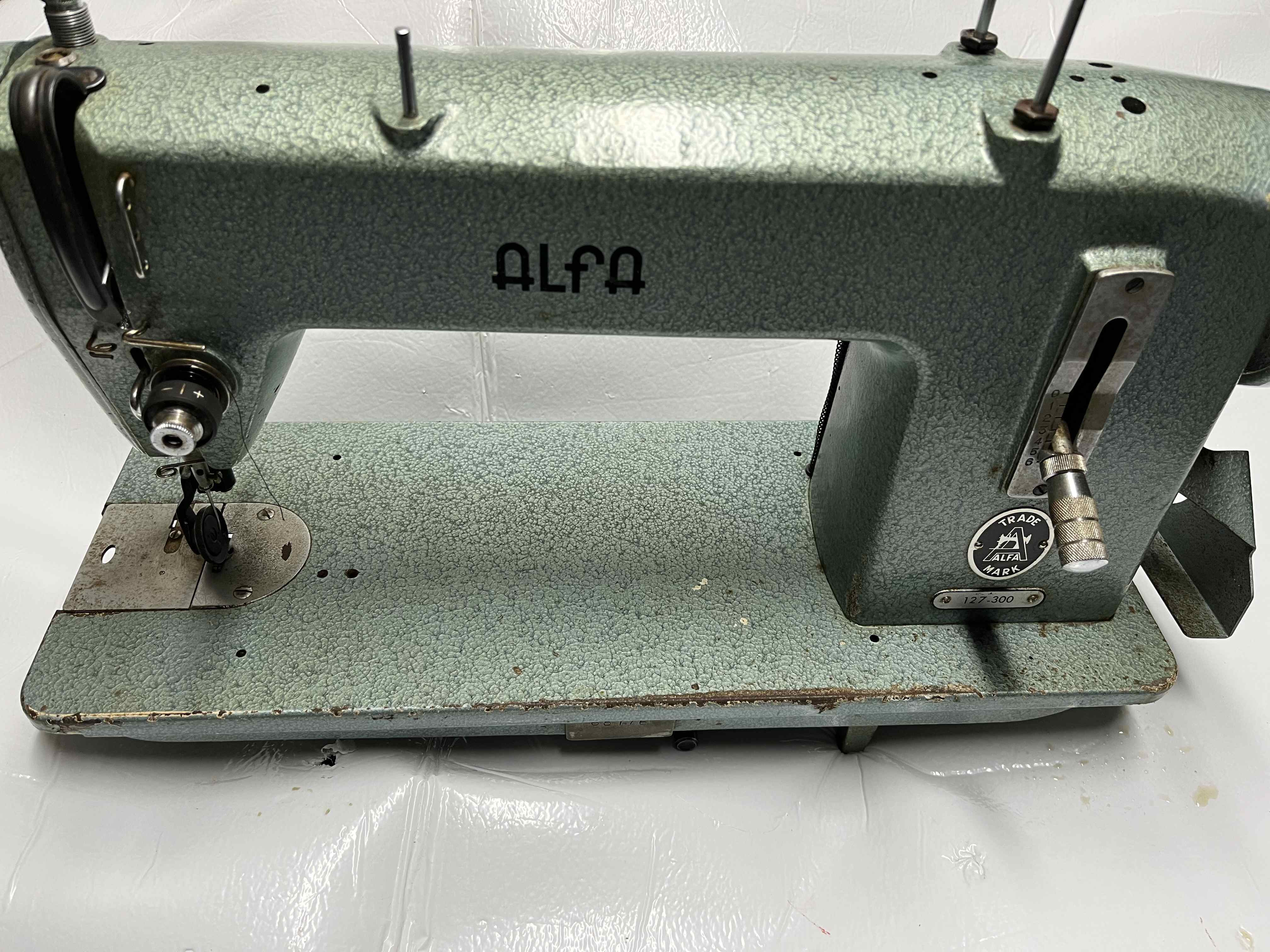 Macchina cucire Alfa 127-300  in vendita - foto 8