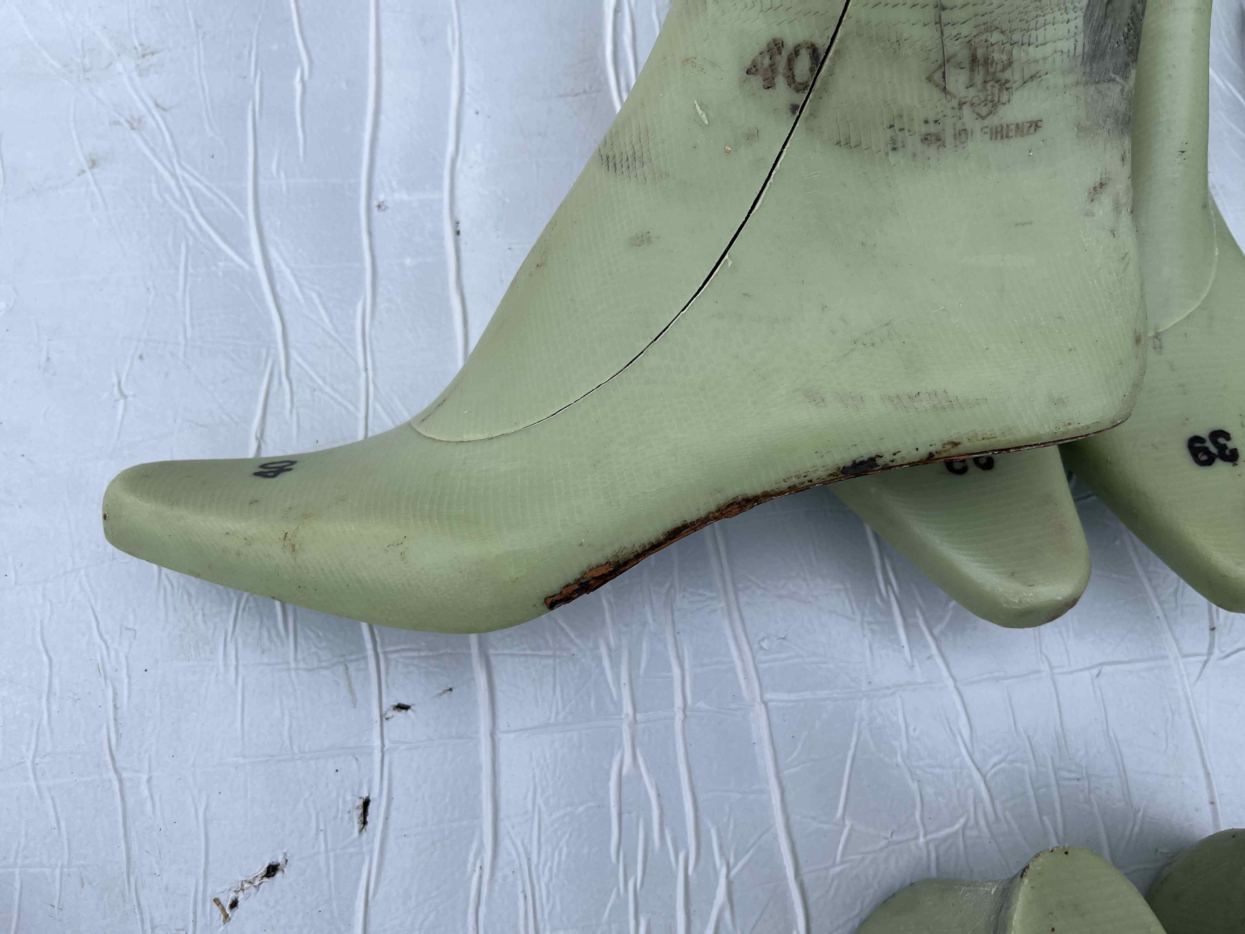 Forme per stivale donna punta quadrata dal 34 al 41 in vendita - foto 1