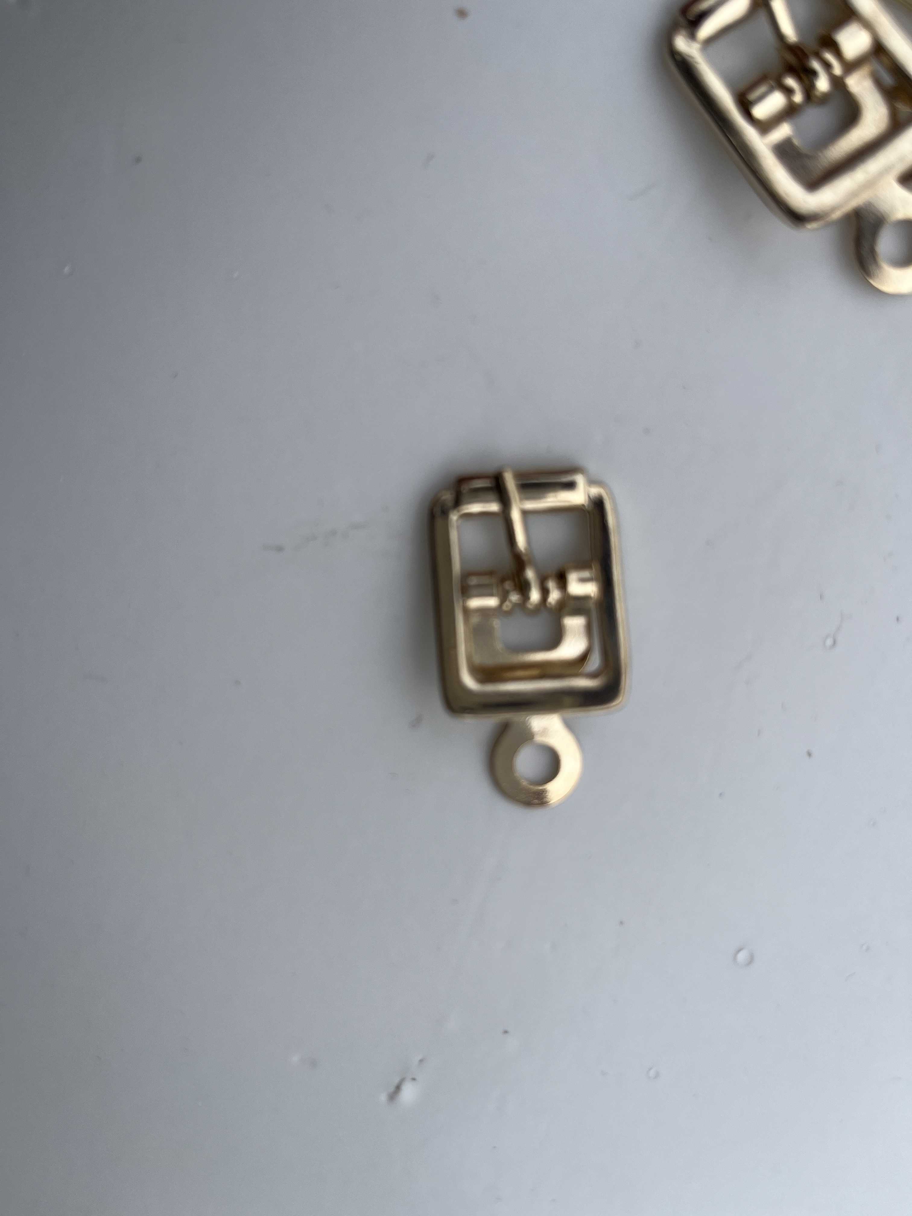 Lotto Fibbie rivetto metallo oro da 12 mm – Pz. 2.000 in vendita - foto 7