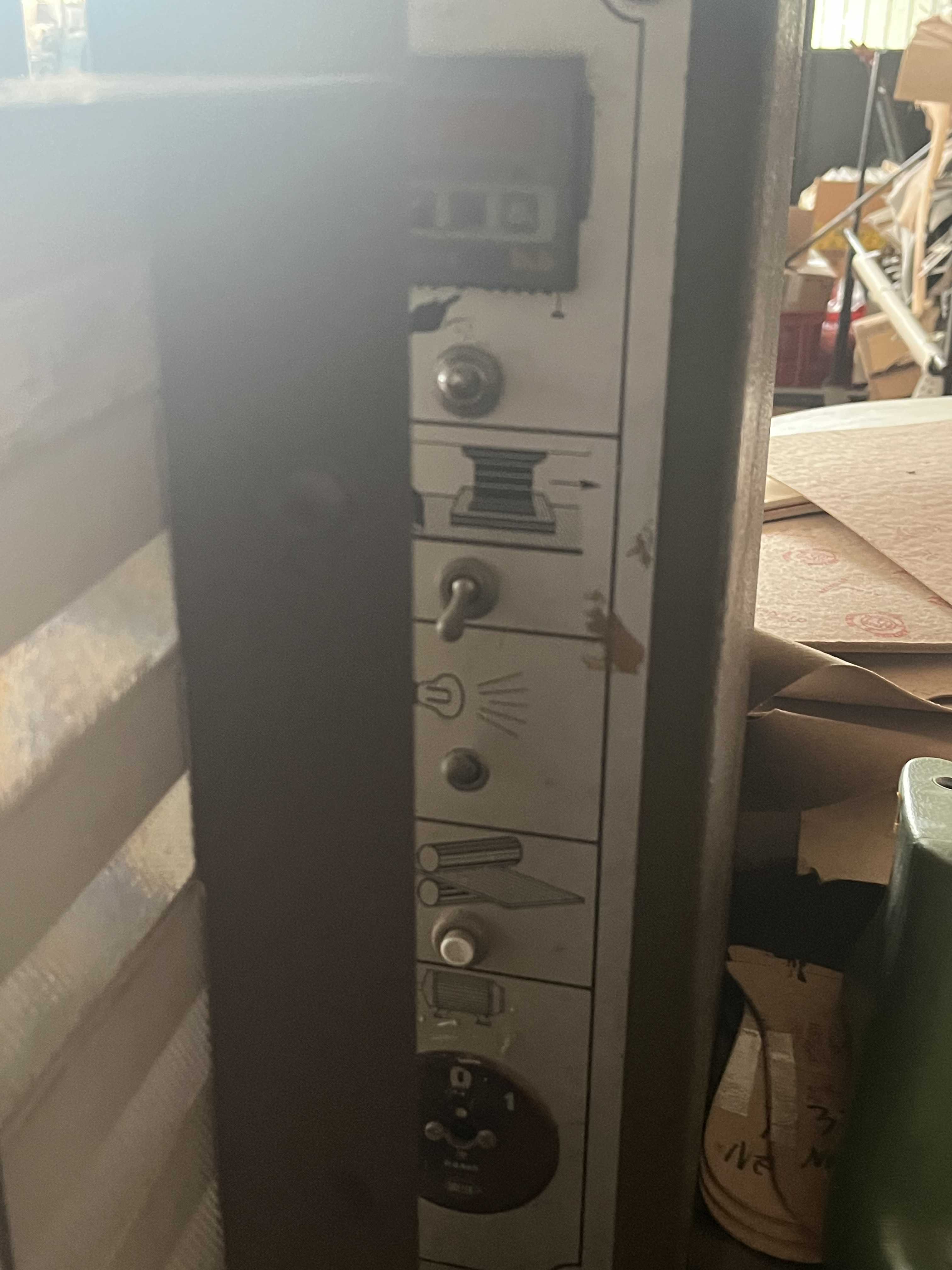 ATOM G888 Trancia a carrello in vendita - foto 5