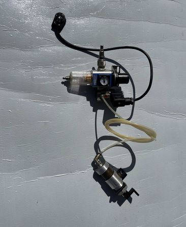 Trasformazione Pneumatica Alzapiedino Macchina cucire  in vendita - foto 1