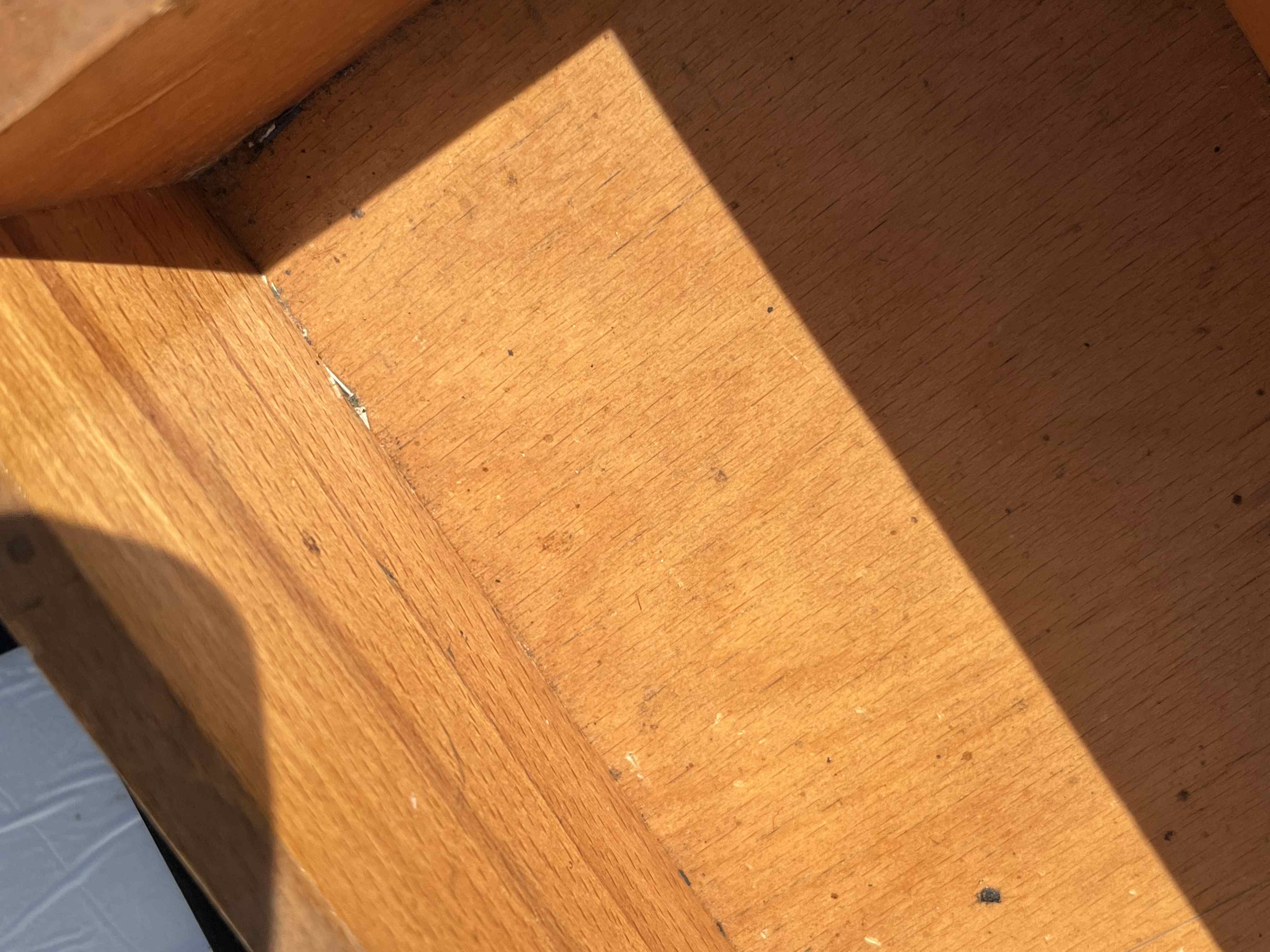 Cassetto in legno con guida per macchina da cucire  in vendita - foto 9