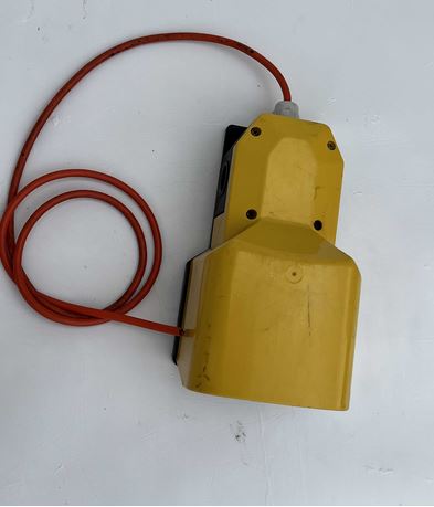 PX 10120 Pizzato Interruttore a pedale singolo in vendita - foto 1