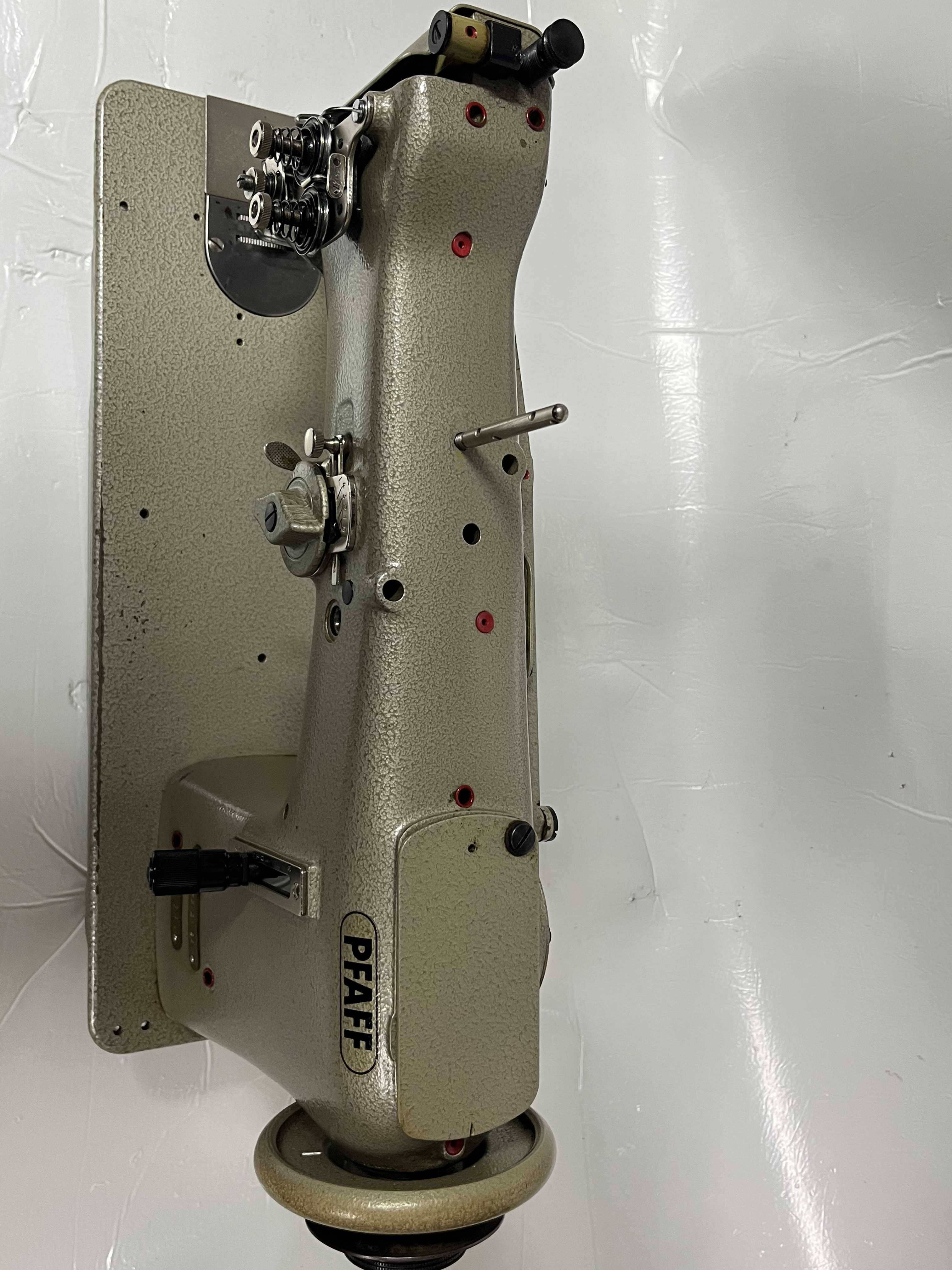 PFAFF 138 zig zag Like New Conditions  in vendita - foto 6