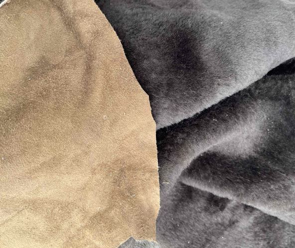 Stock pelli di shearling – n. 100 Pelli in vendita - foto 7