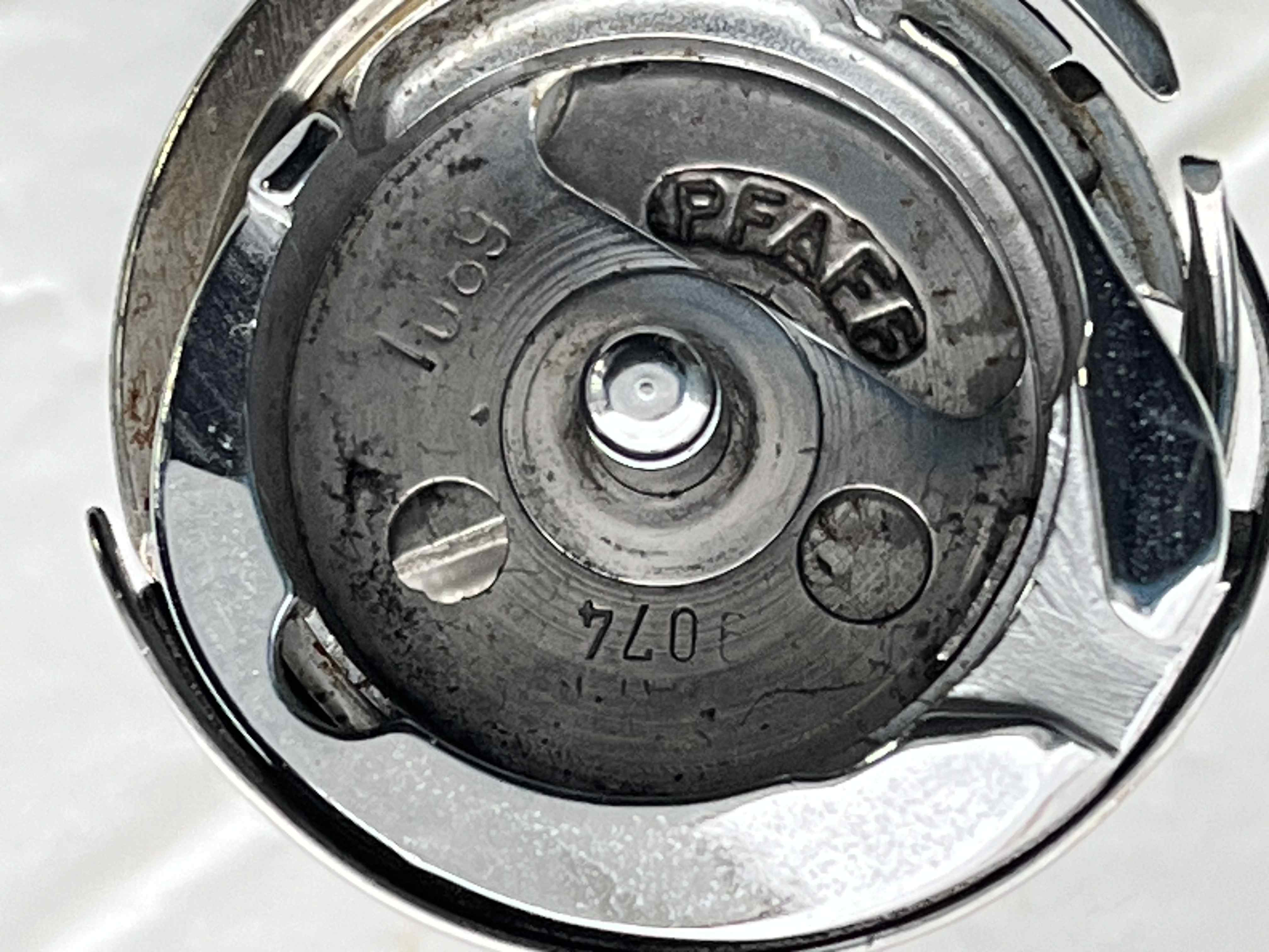 FP3 PFAFF 9074 crochet completo di cestello in vendita - foto 9