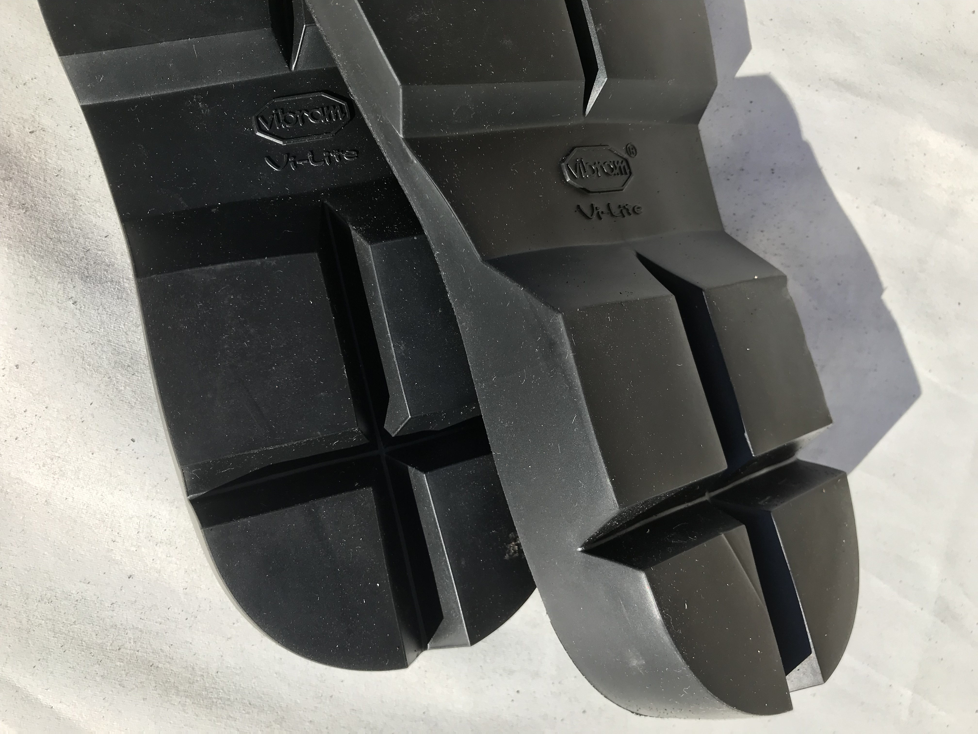Stock suola gomma uomo Vibram Vi-Lite  in vendita - foto 1