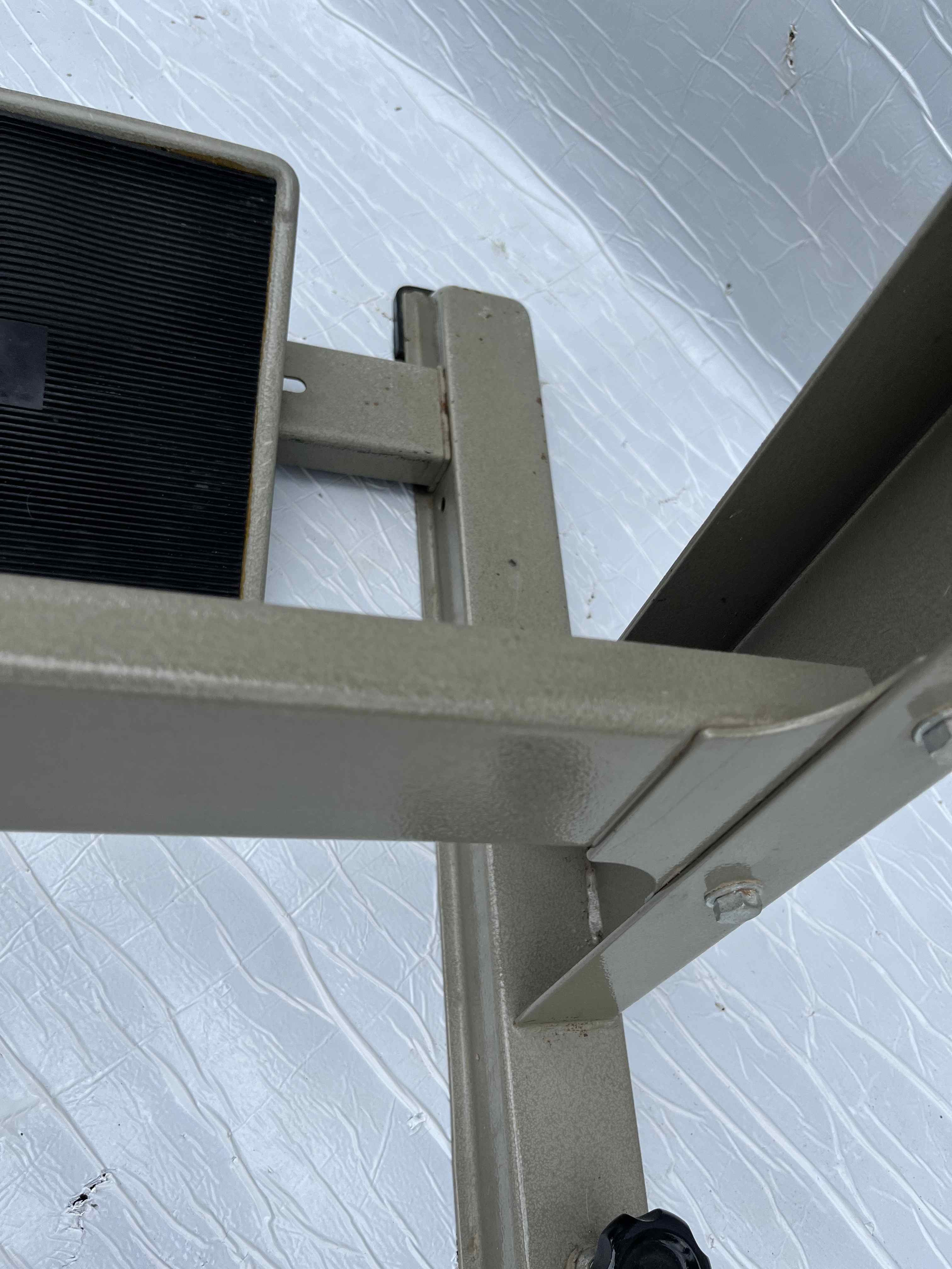 Pfaff tavolo completo macchina da cucire industriale in vendita - foto 9