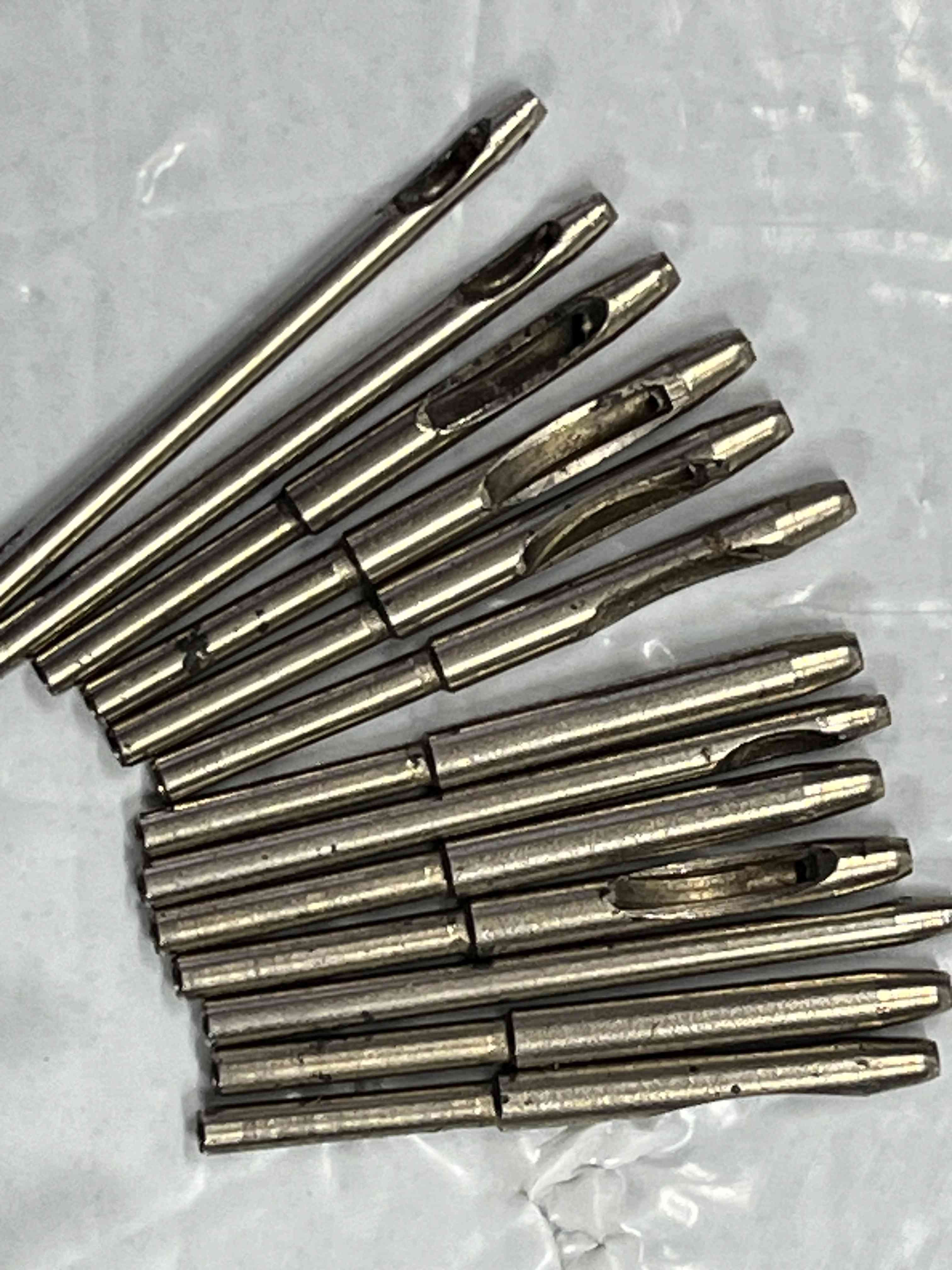 Punch Brass a 5 posti per foratura cuoio in vendita - foto 2