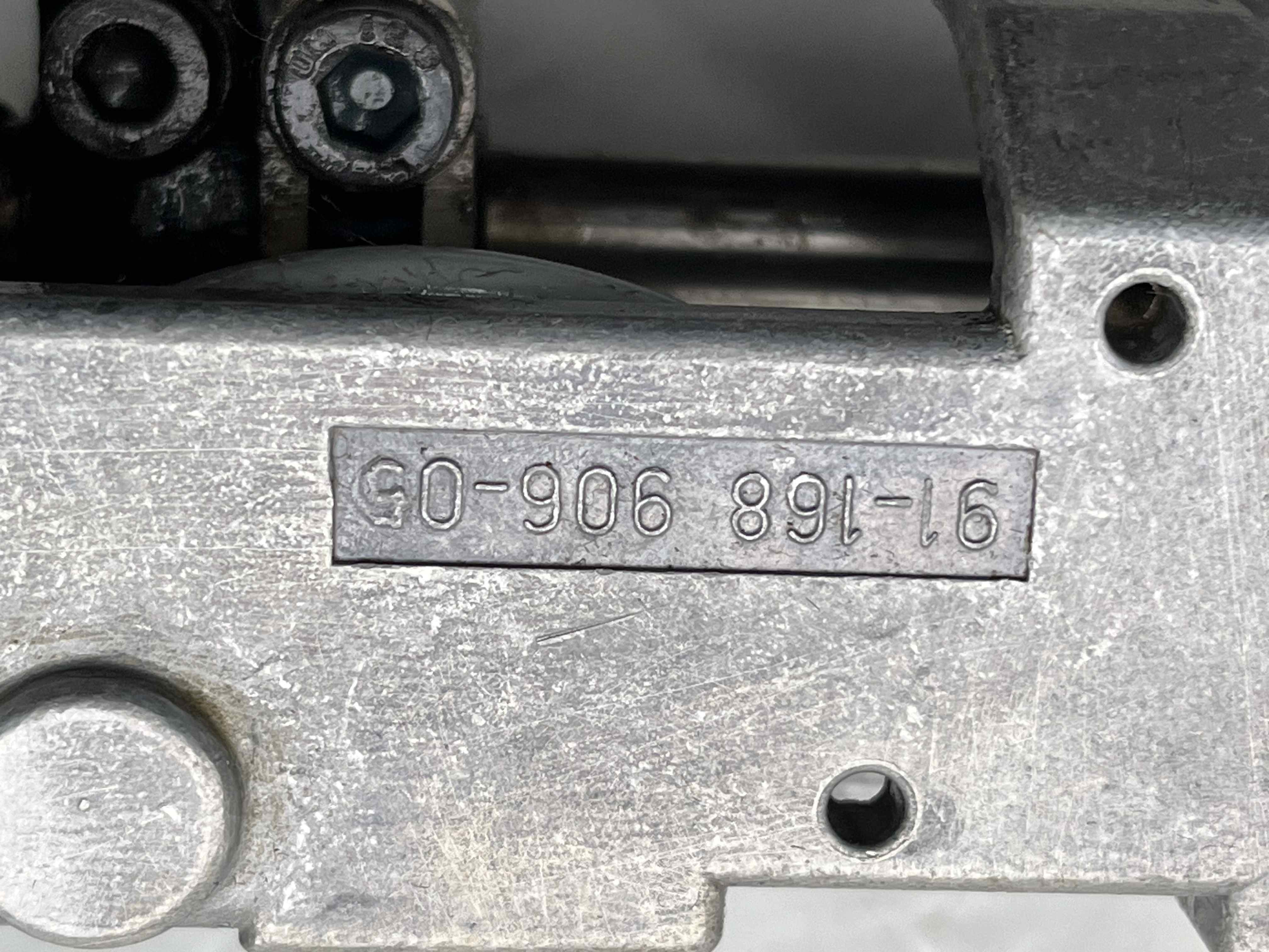 GR9 PFAFF 91-168-906-05 rasafilo macchine industriali in vendita - foto 5