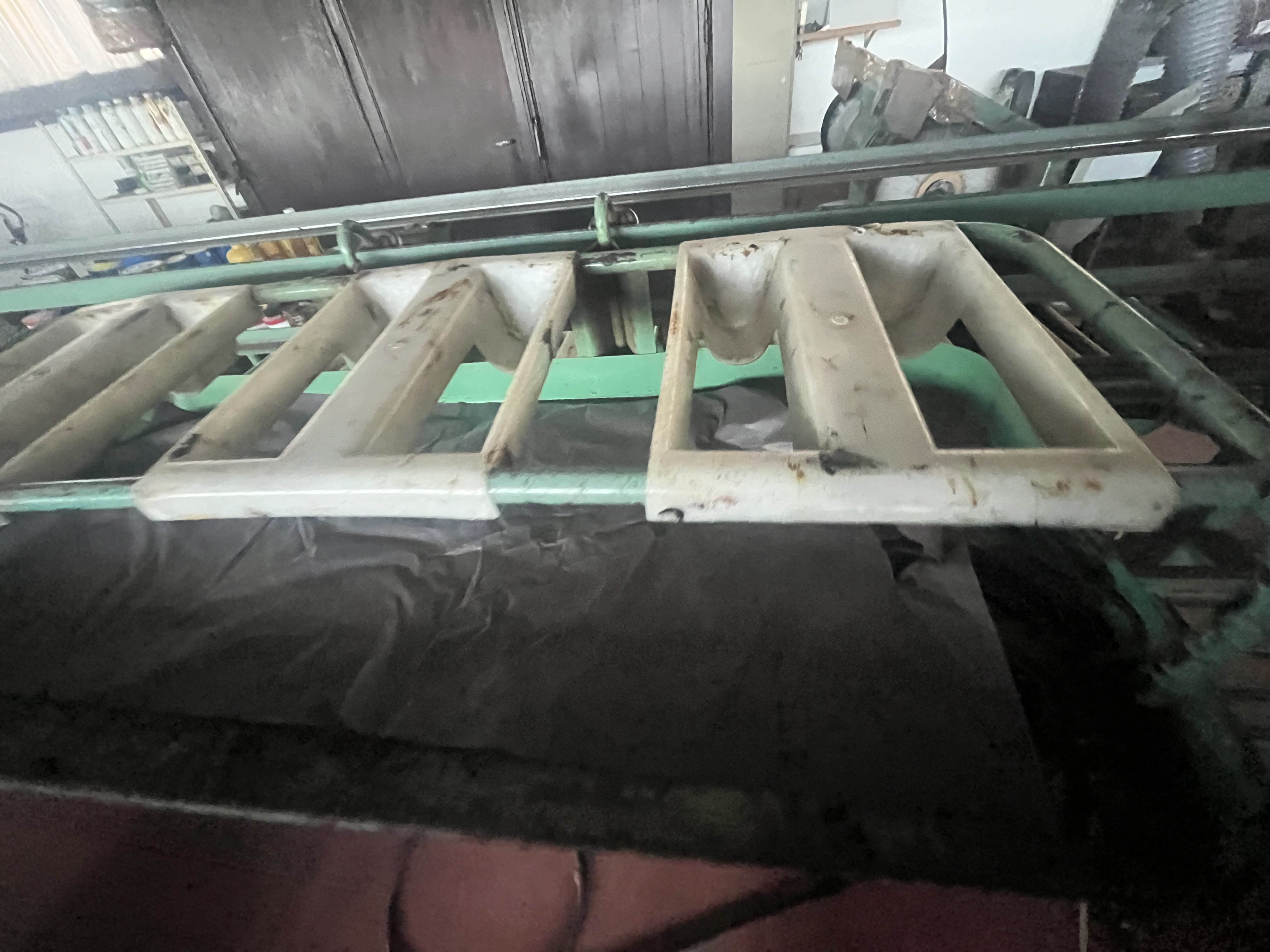 MANOVIA CALZATURE 32 MT A SPINTA 50 CARRELLI in vendita - foto 8