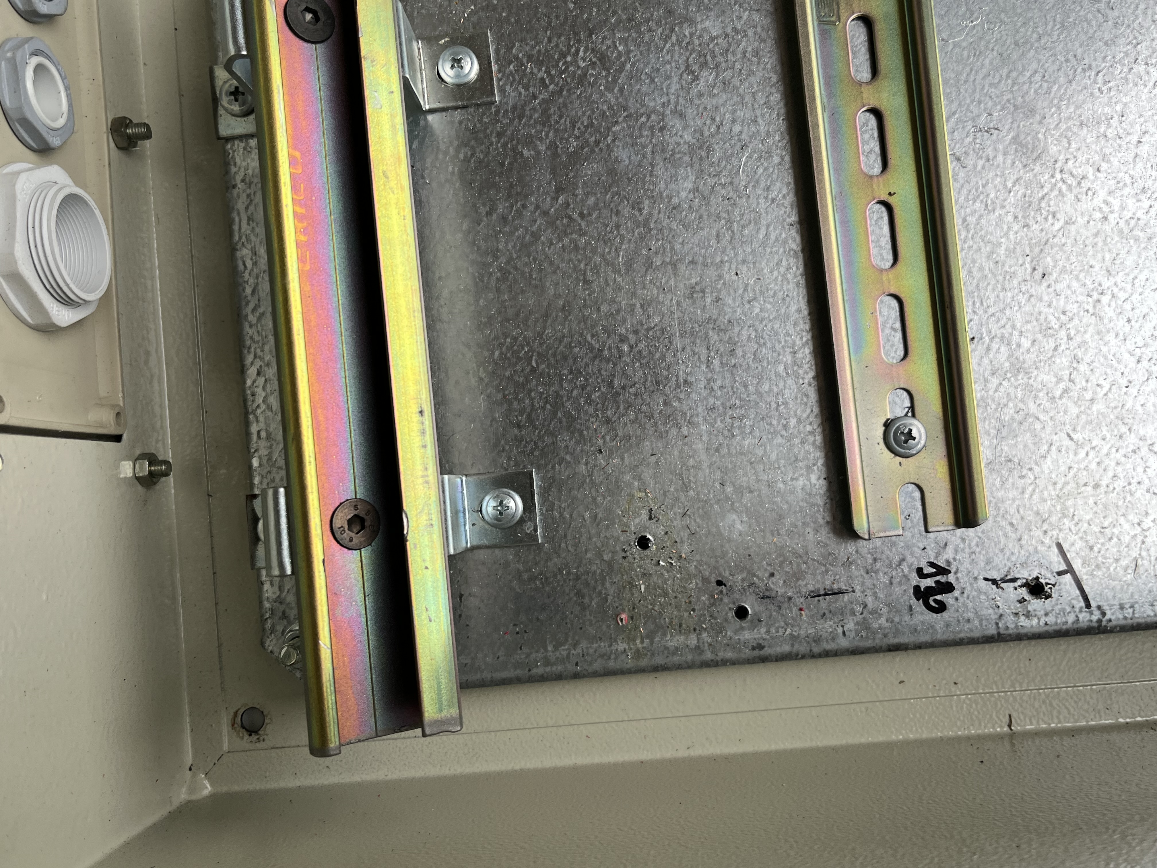 Cassetta in metallo per Quadri Elettrici 47x37x18  in vendita - foto 10