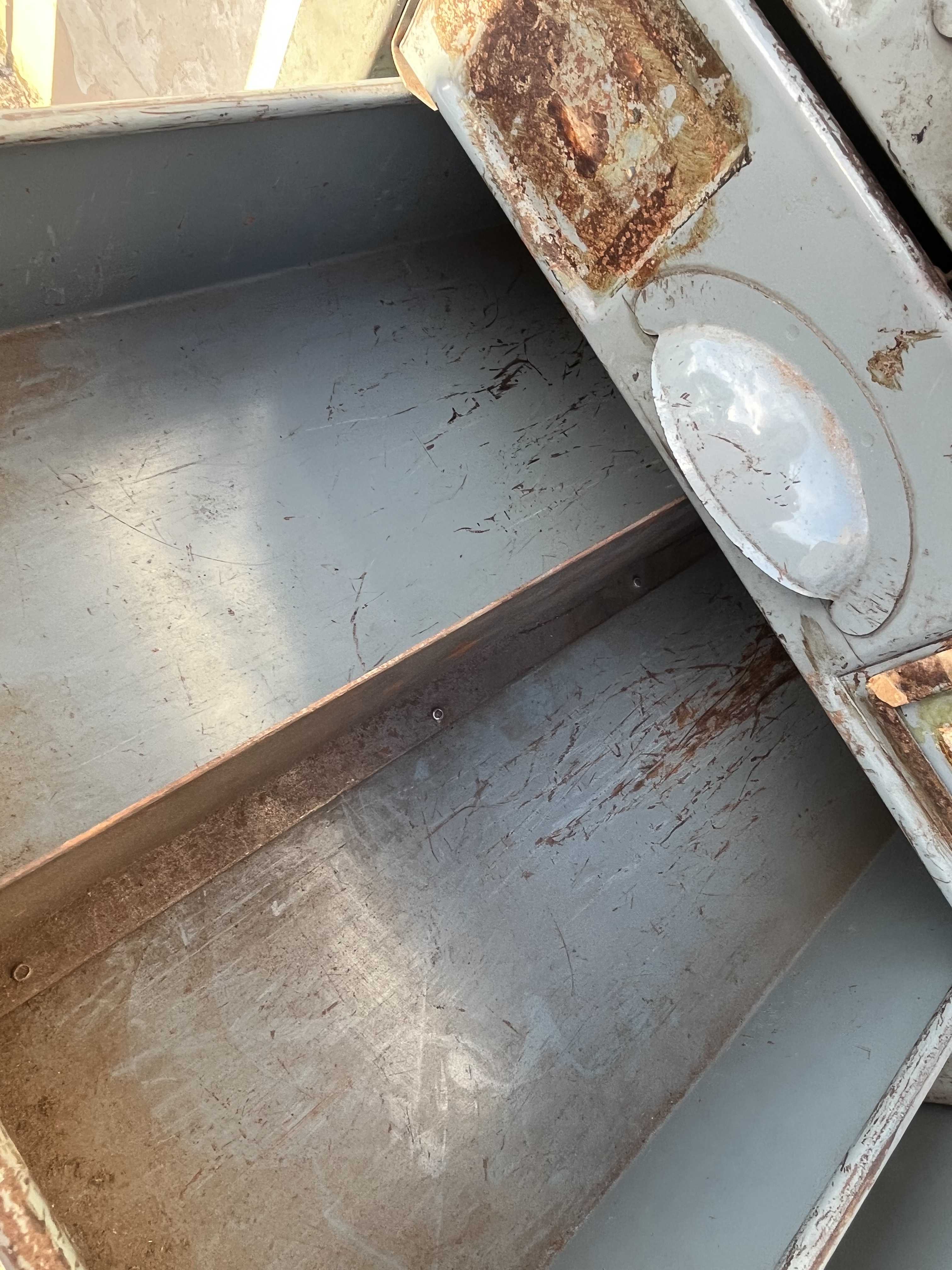 Cassettiere in metallo usate in vendita - foto 3