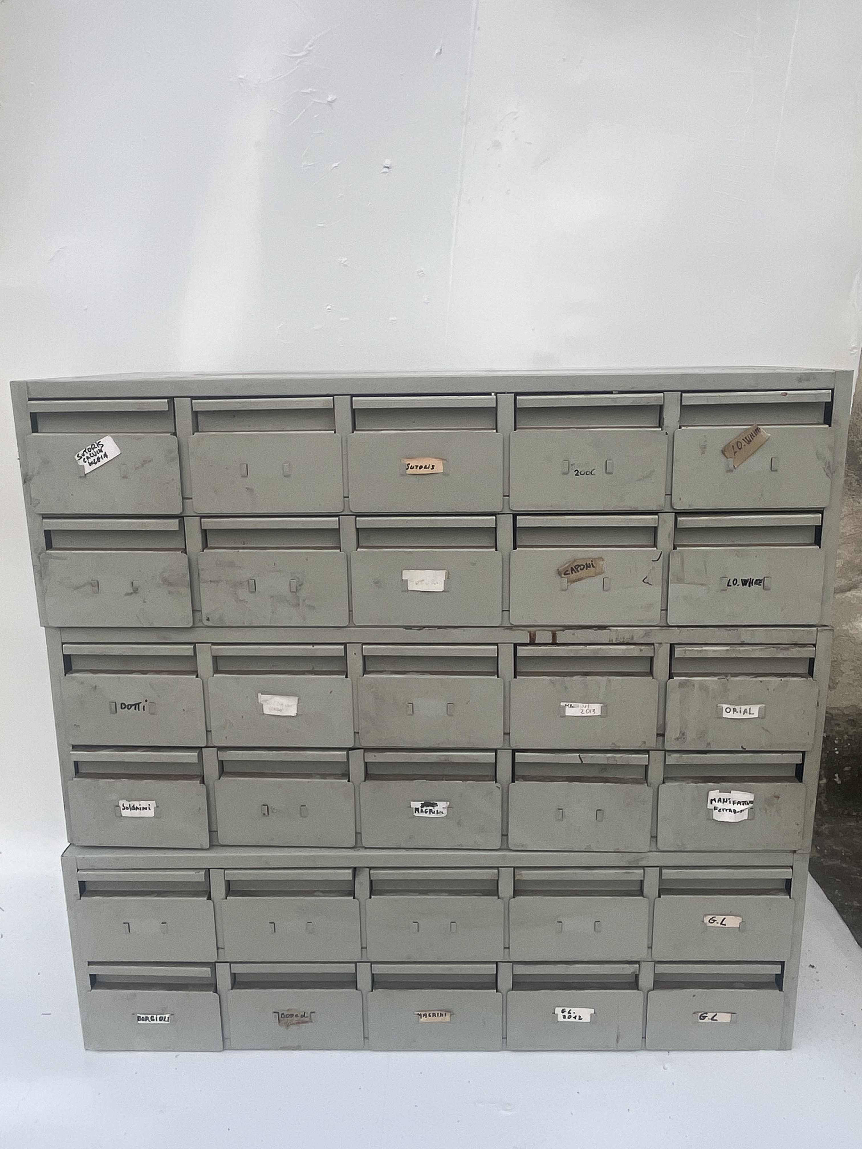 Cassettiere in ferro modulari e scaffale  in vendita - foto 1