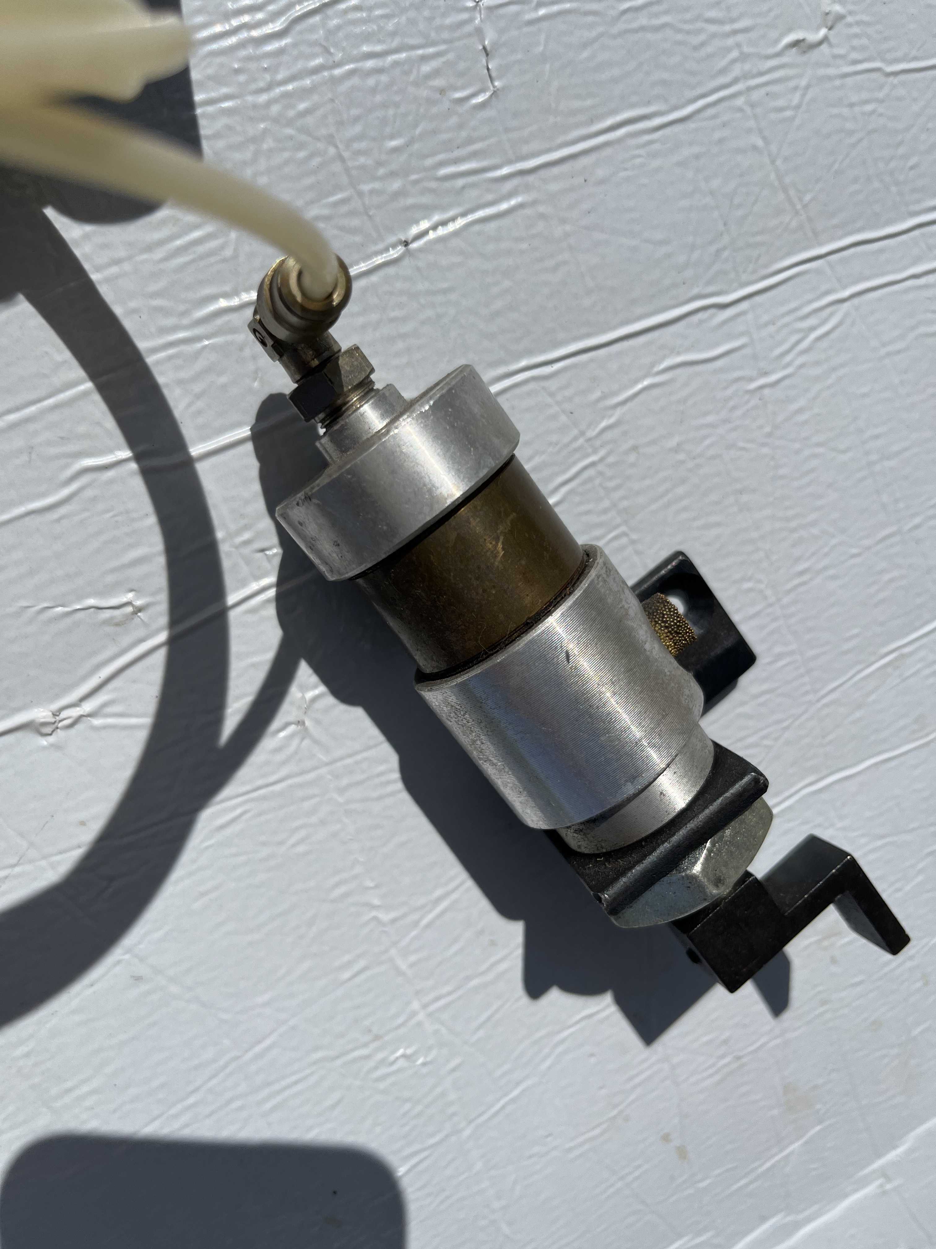 Trasformazione Pneumatica Alzapiedino Macchina cucire  in vendita - foto 5