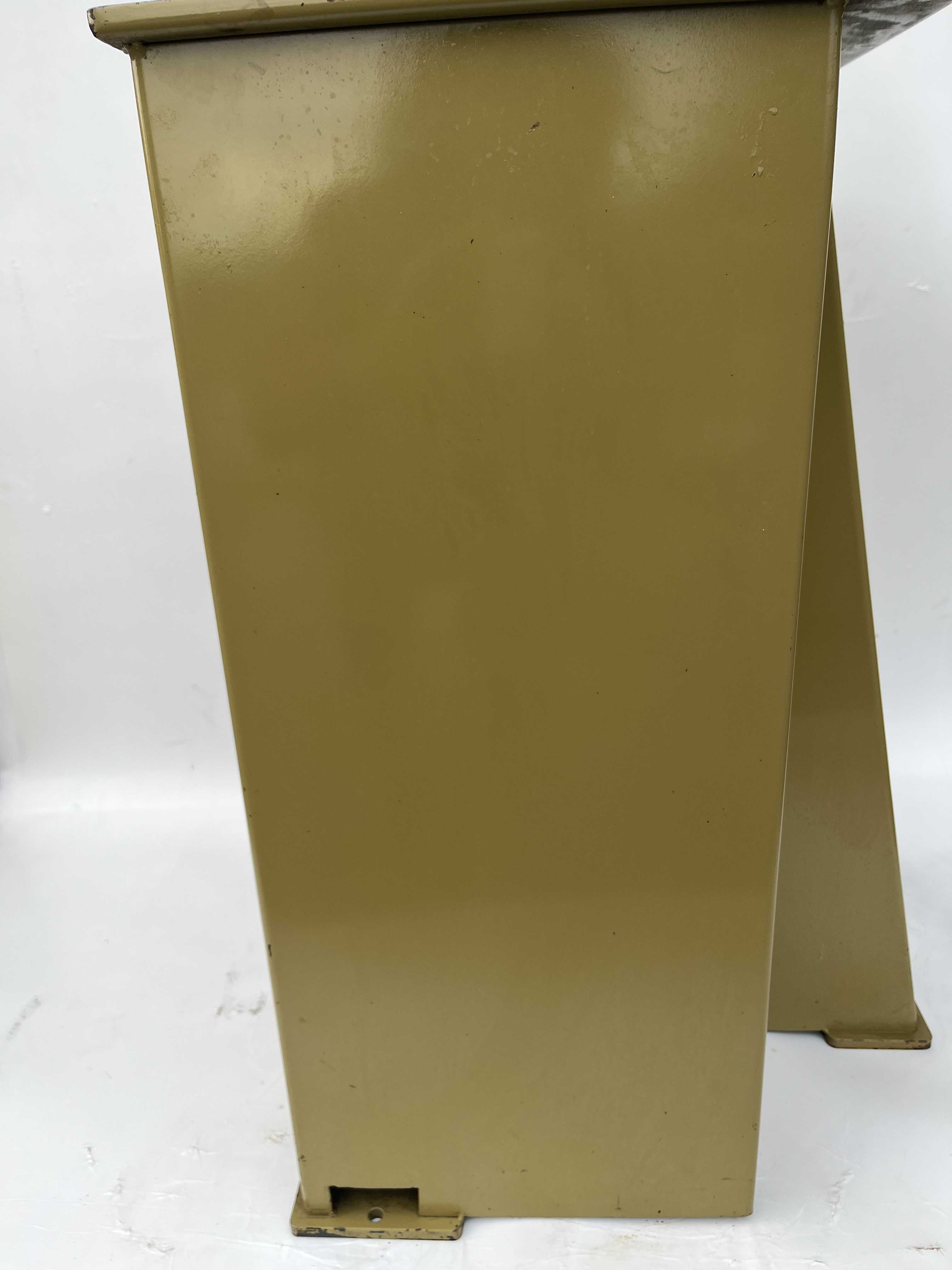 Basamento utensili smerigliatrice, trapano colonna etc in vendita - foto 3