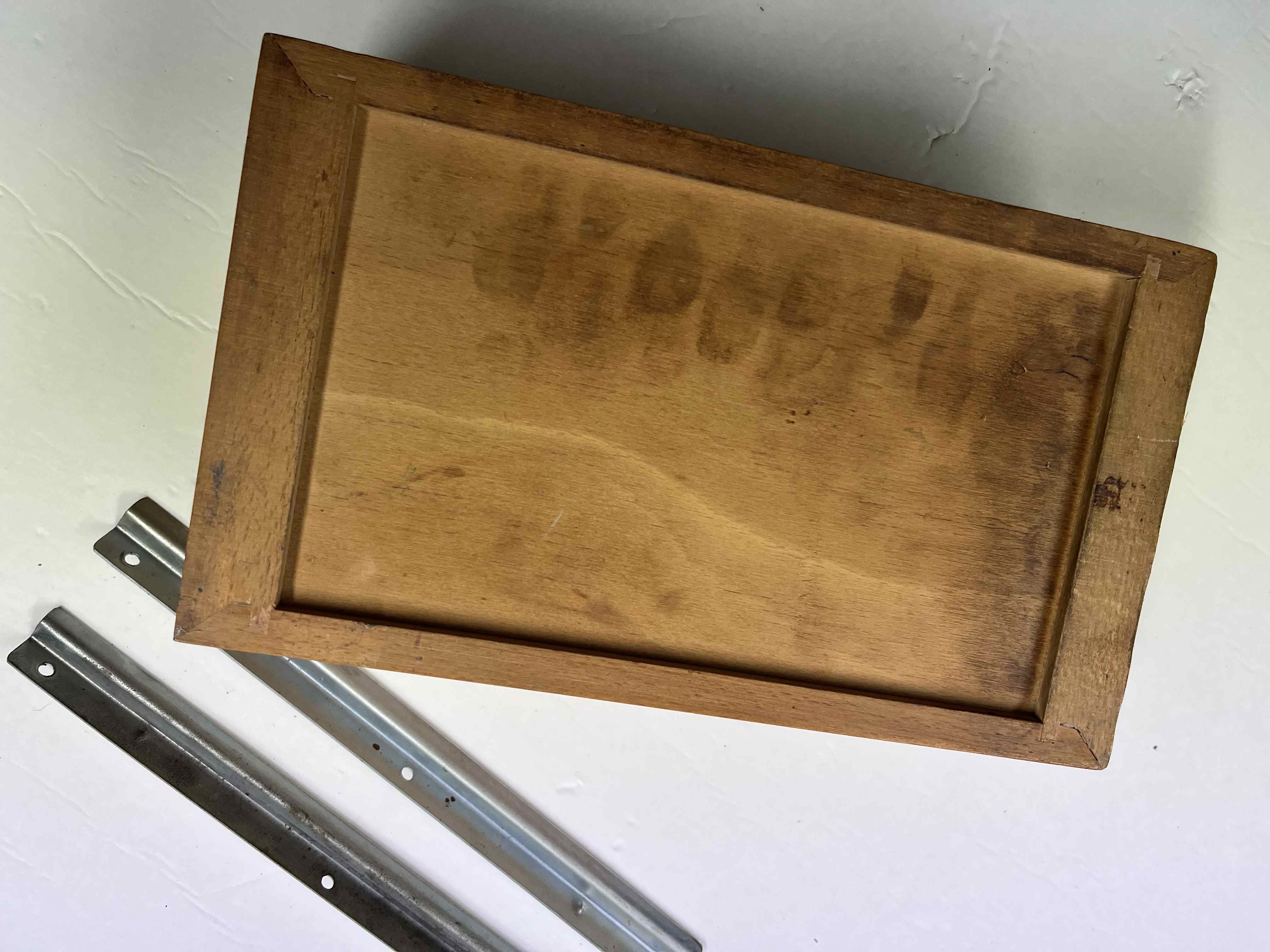 Cassetto in legno e guide per macchina da cucire  in vendita - foto 10