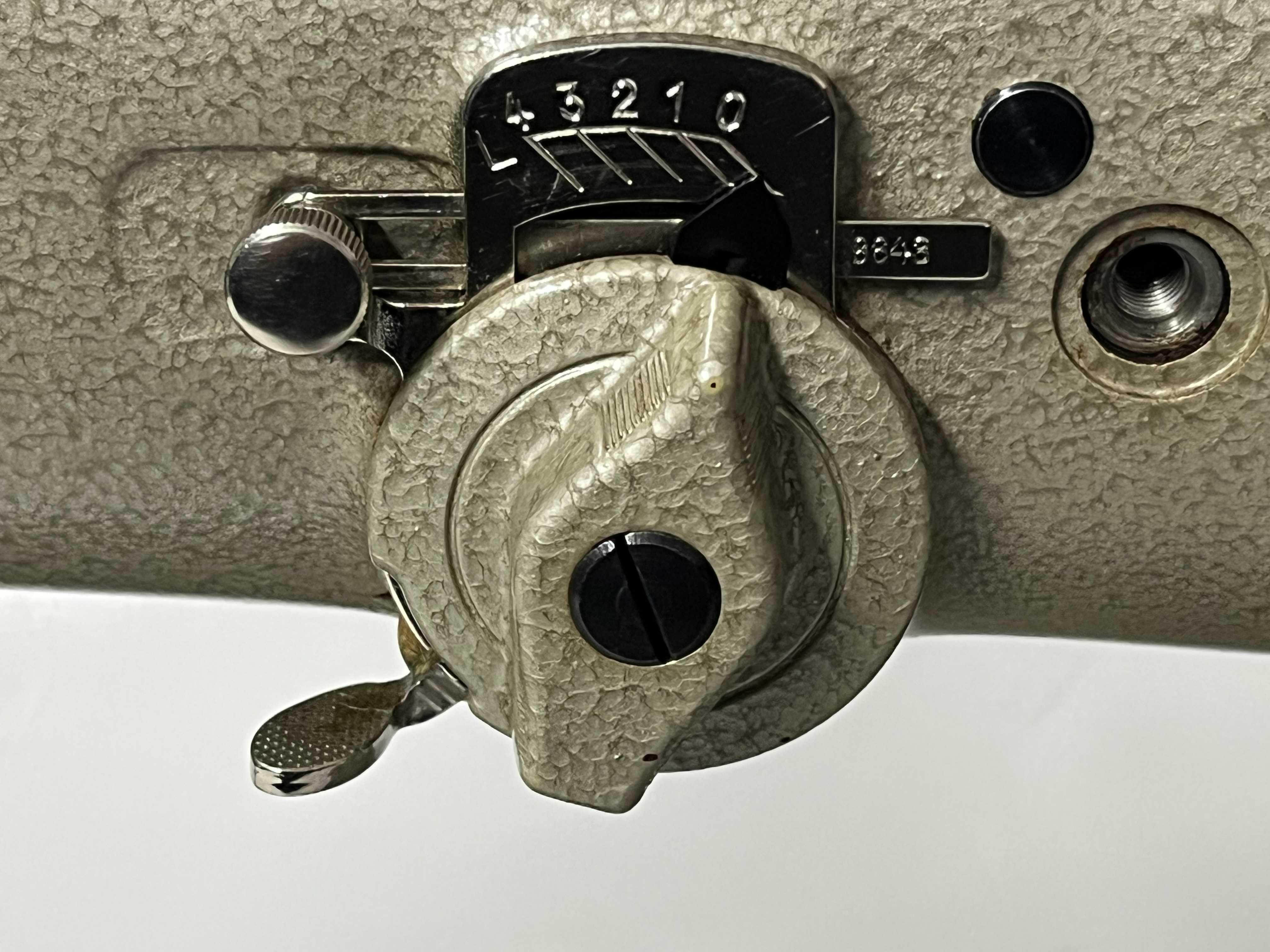 PFAFF 138 zig zag  Like New Conditions  in vendita - foto 6