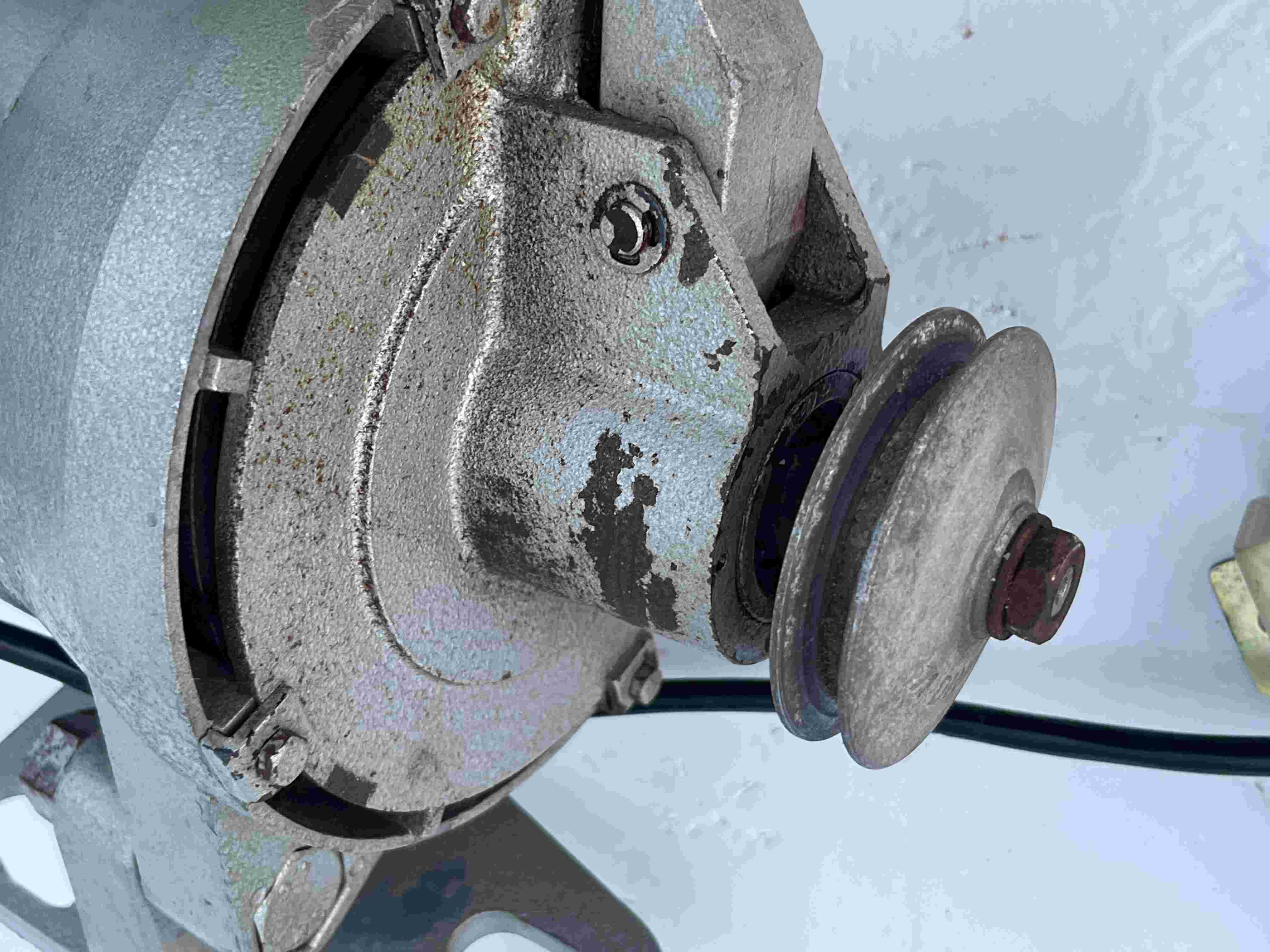 L33 Motore macchina da Cucire trifase 2800 giri in vendita - foto 10