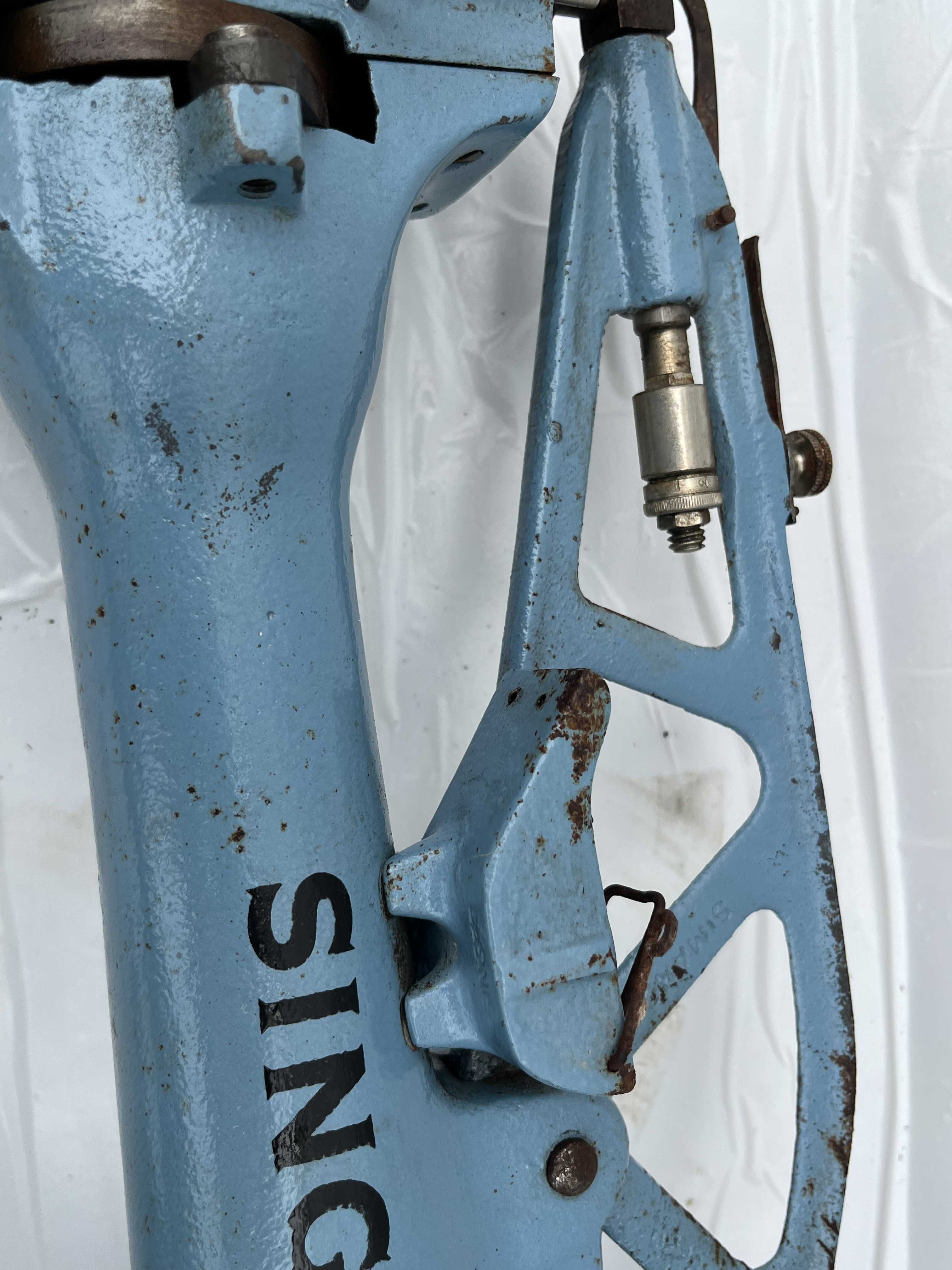 Singer 29k171 Macchina a rotella da riparatore in vendita - foto 5