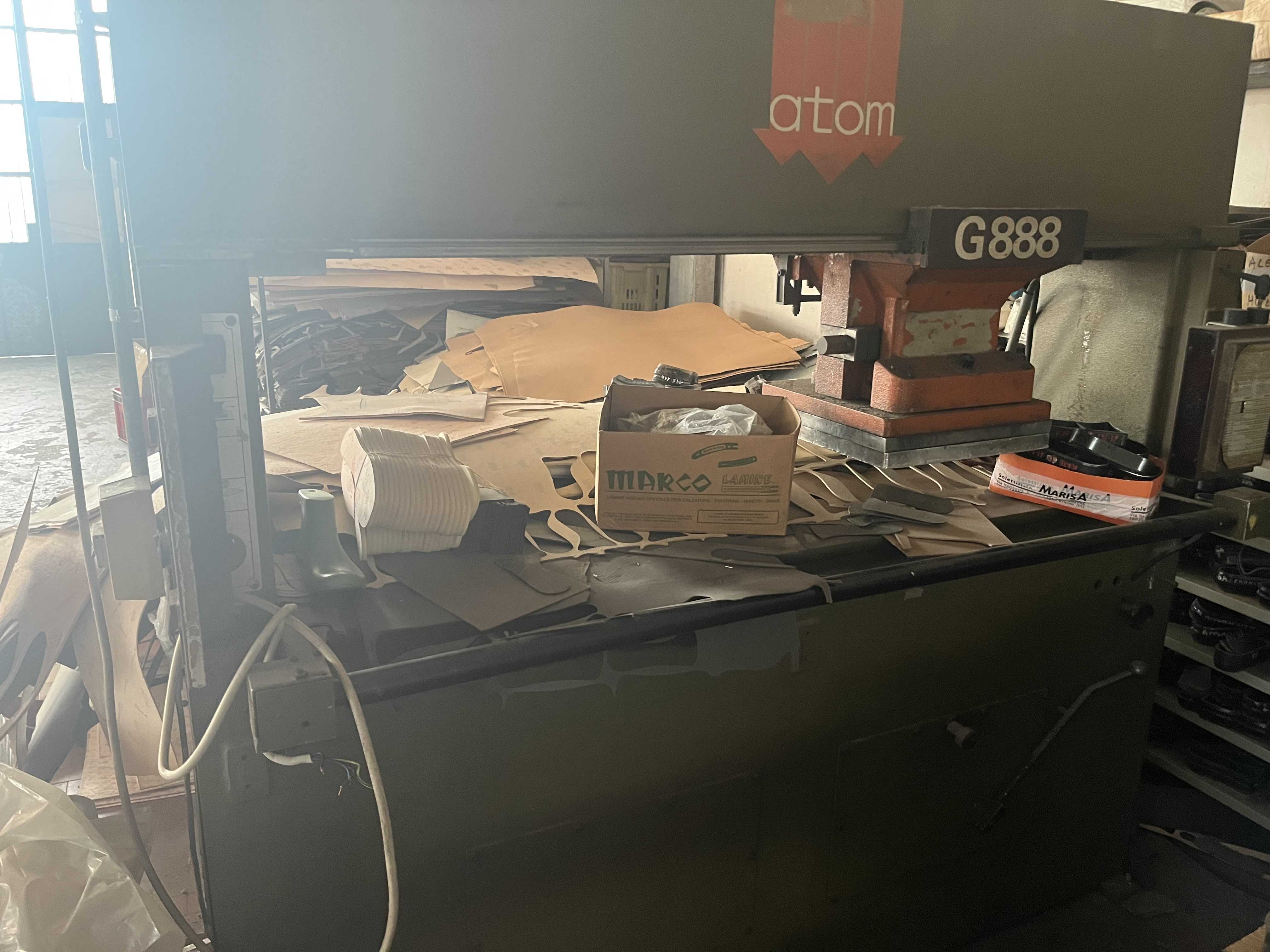 ATOM G888 Trancia a carrello in vendita - foto 1