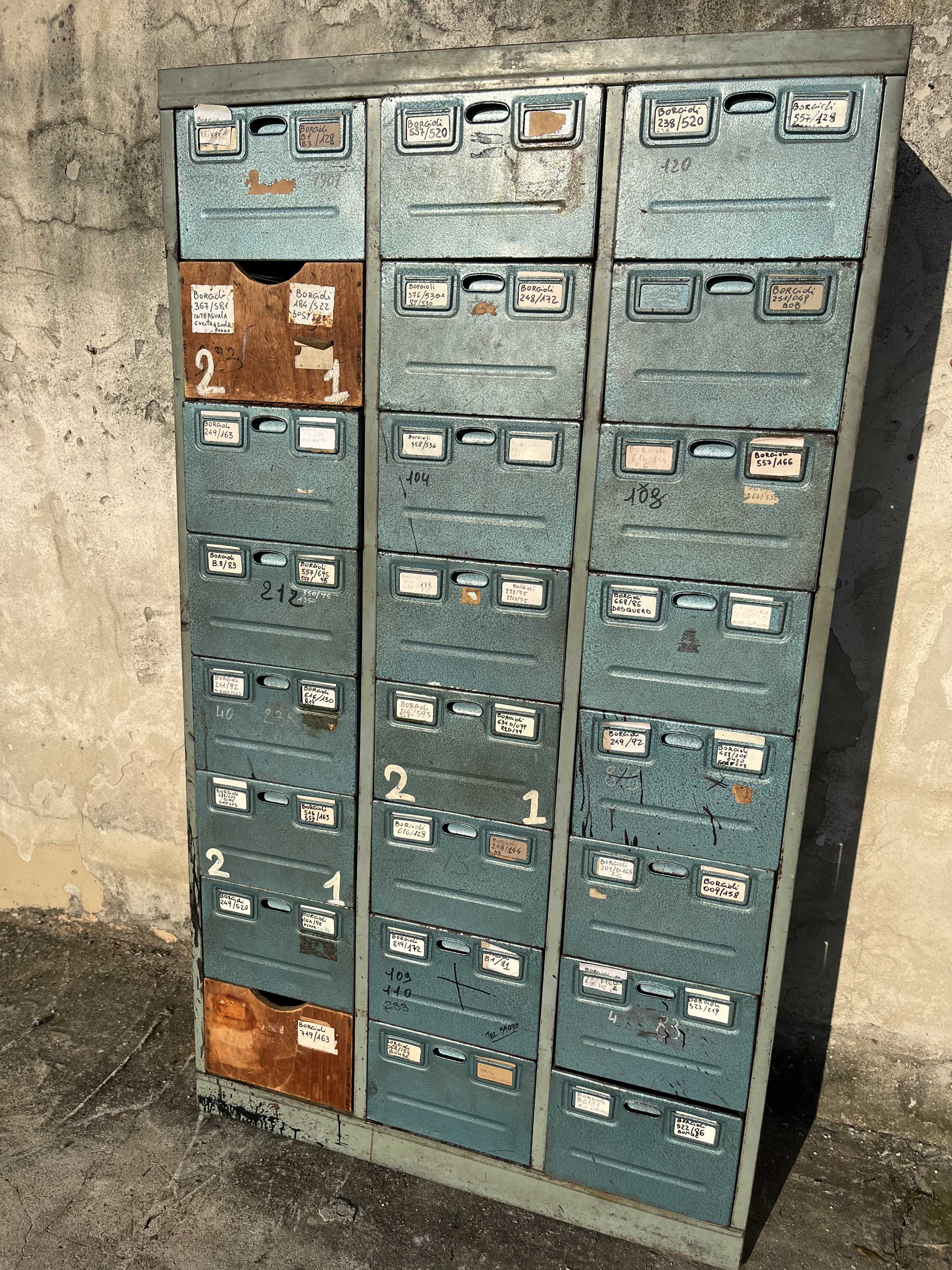 Cassettiere in metallo usate in vendita - foto 7