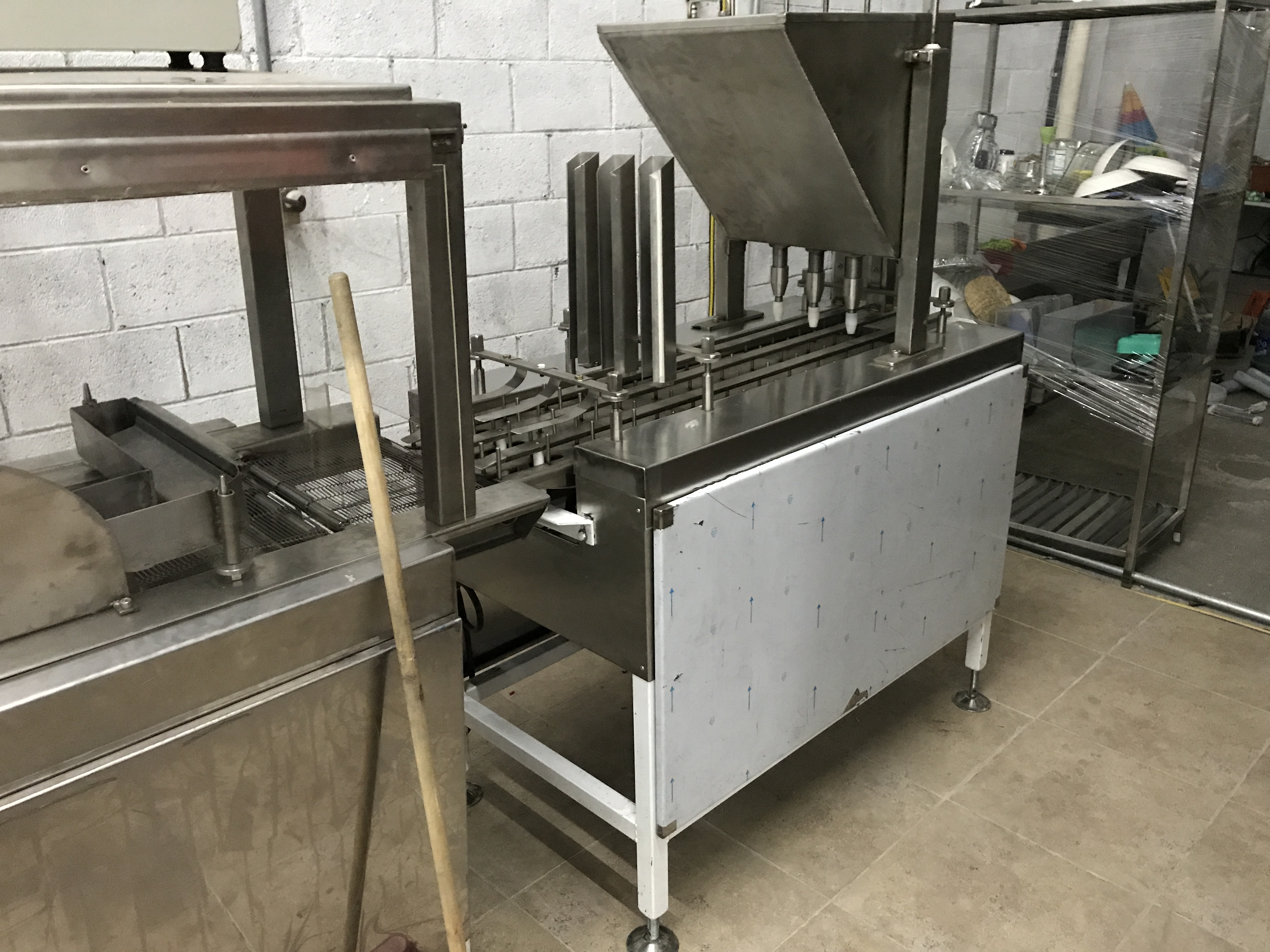 Jam Dosing Machine with 3 nozzles in vendita - foto 2