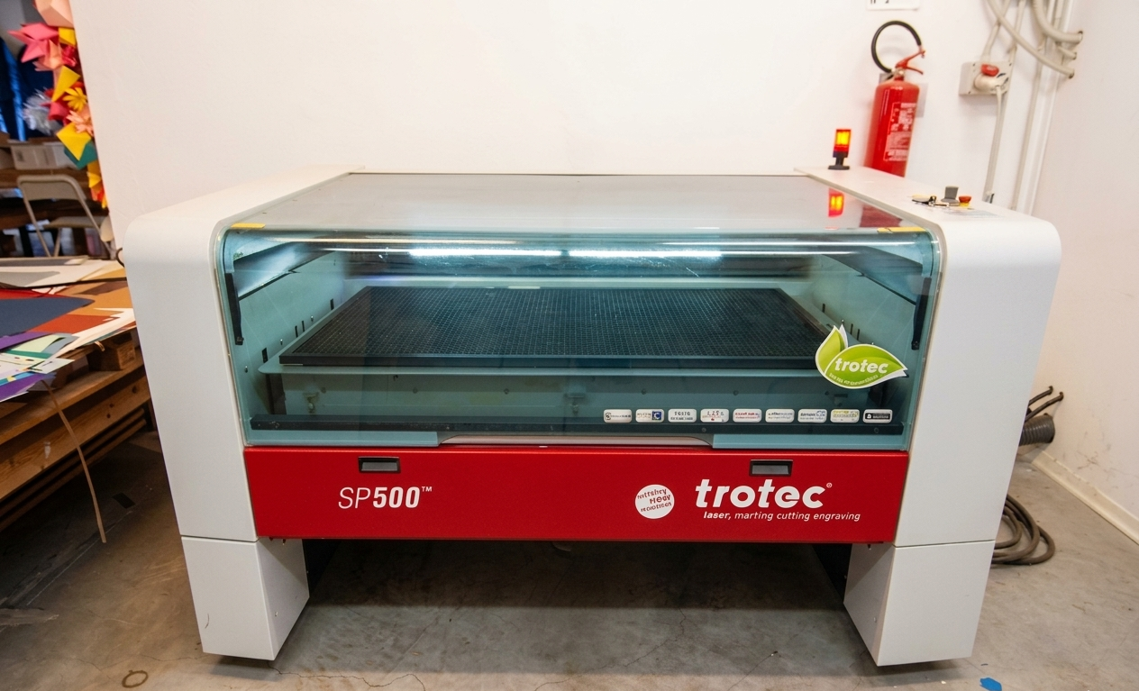 TROTEC SP500 200W 1.550H con aspiratore e chiller in vendita - foto 7