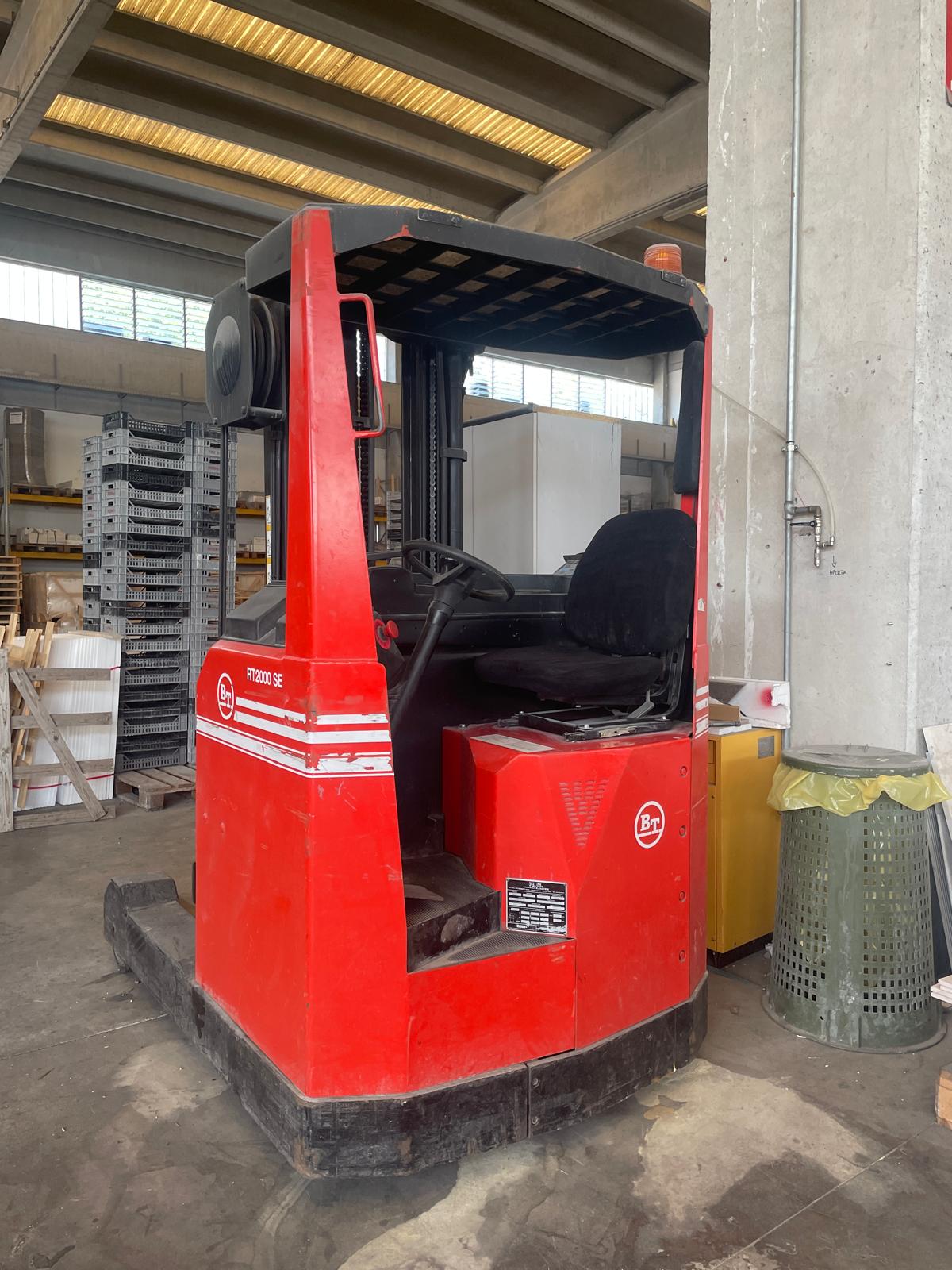 Carrello elevatore elettrico BT 2000SE13 - 20 Q.li  in vendita - foto 1