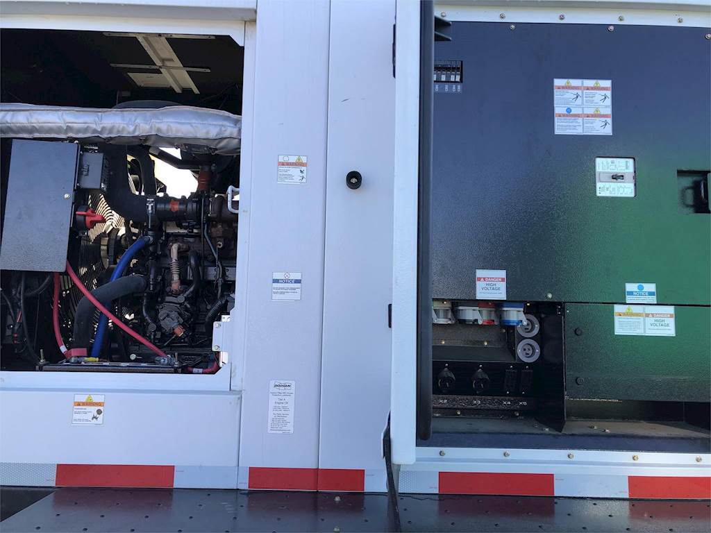 Gruppo elettrogeno diesel Doosan G70WDO-3A-T4F in vendita - foto 3