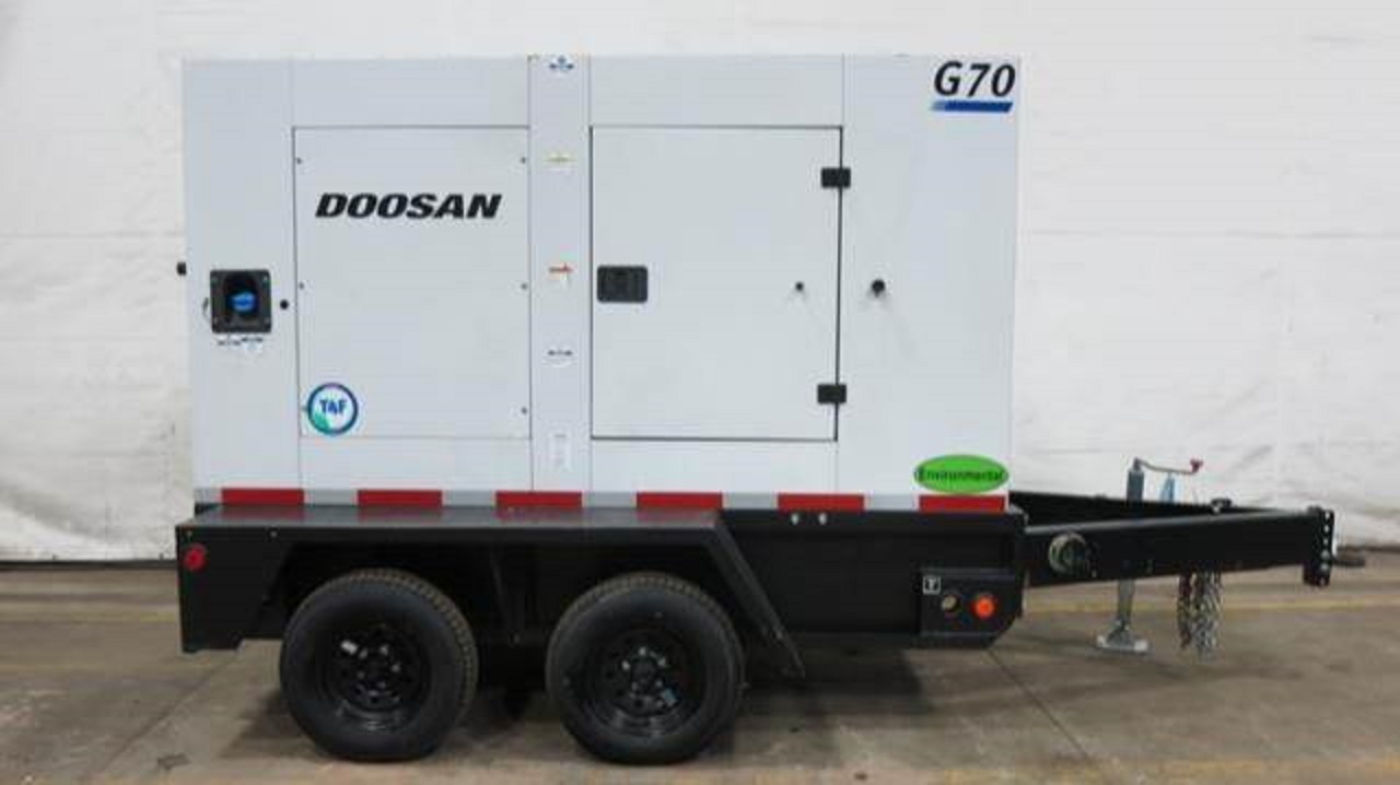 Gruppo elettrogeno diesel Doosan G70WDO-3A-T4F in vendita - foto 1