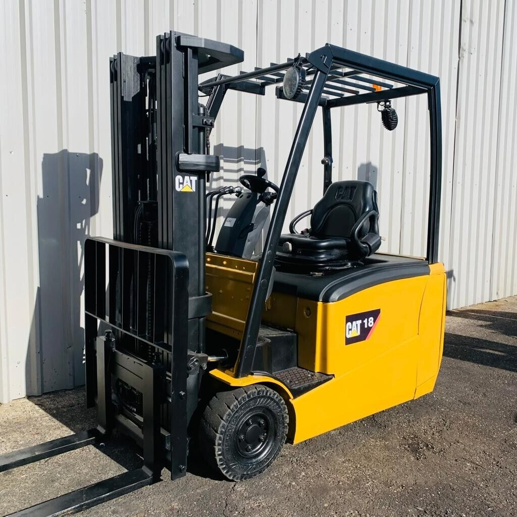 Muletto elettrico Caterpillar EP18PNT in vendita - foto 2
