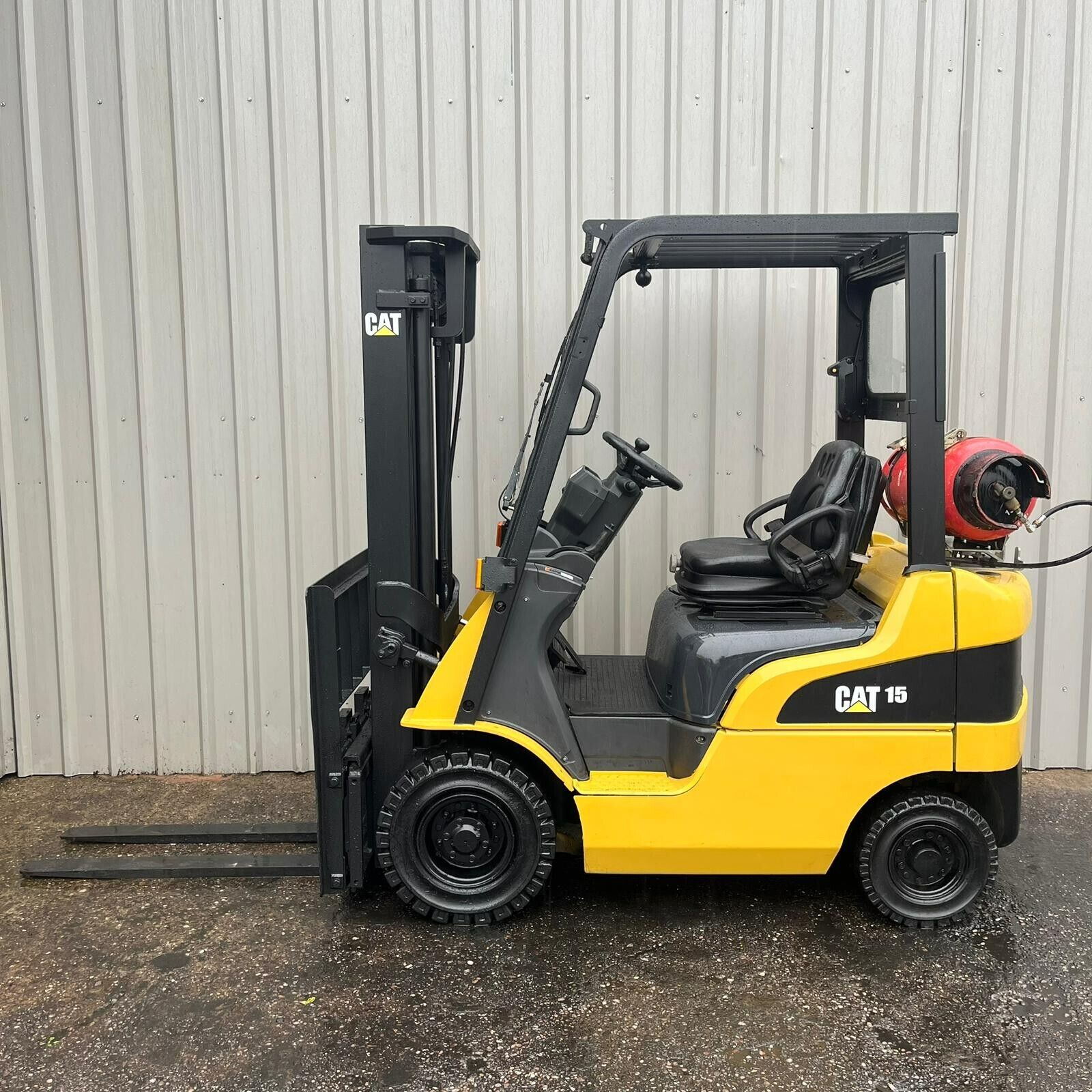 Muletto GPL Caterpillar GP15NT in vendita - foto 1