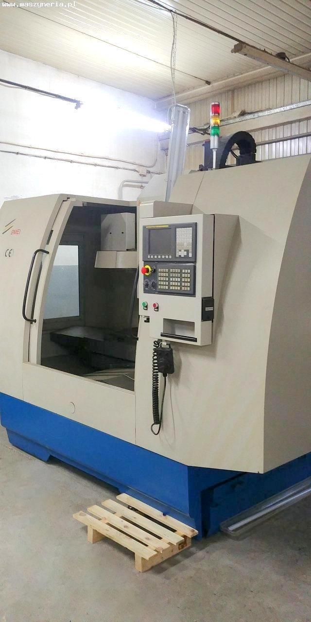 Centro di lavoro verticale CNC BMEI BV100 in vendita - foto 4
