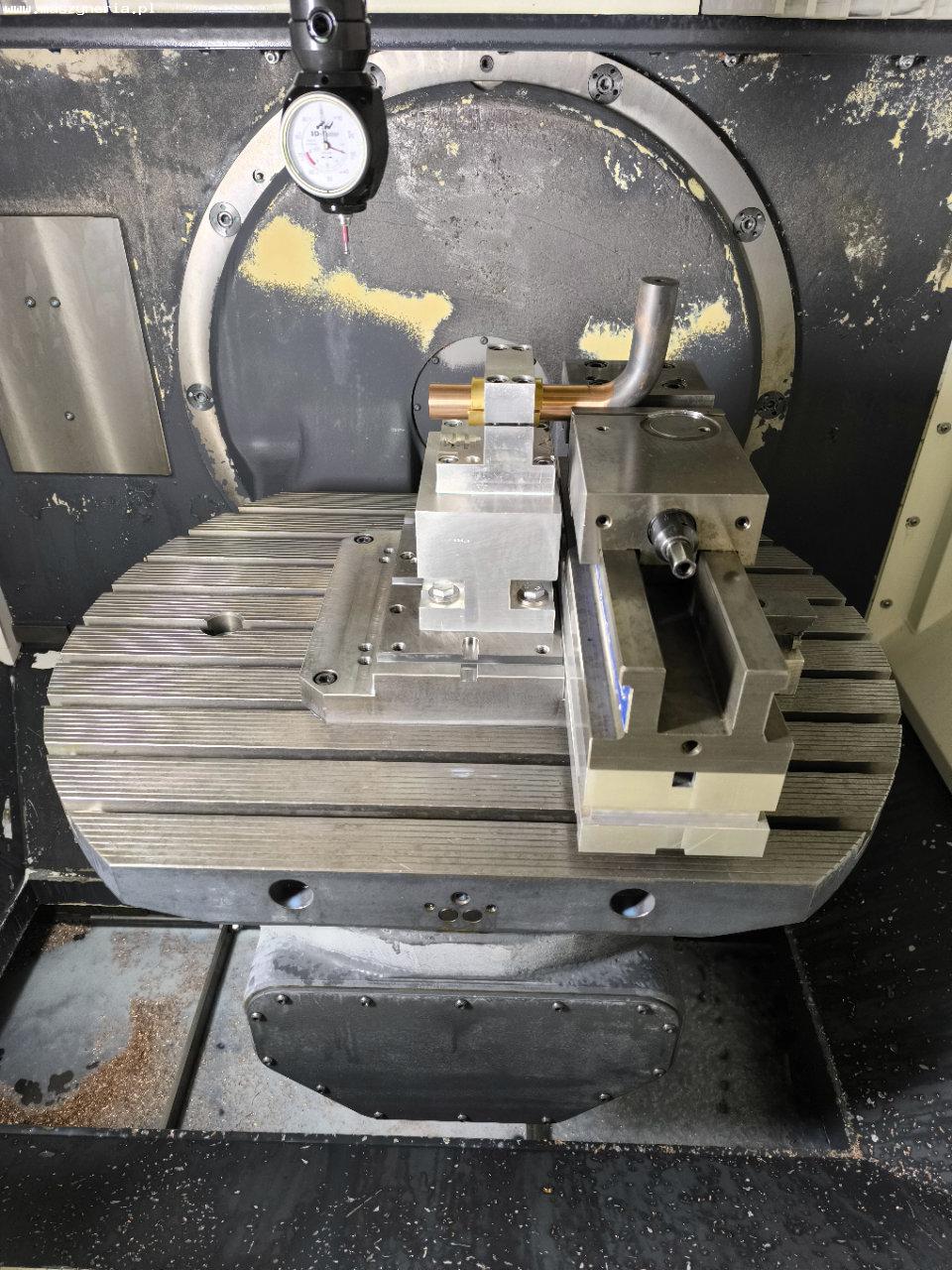 Centro di lavoro CNC DMG MORI CMX 70 U in vendita - foto 7