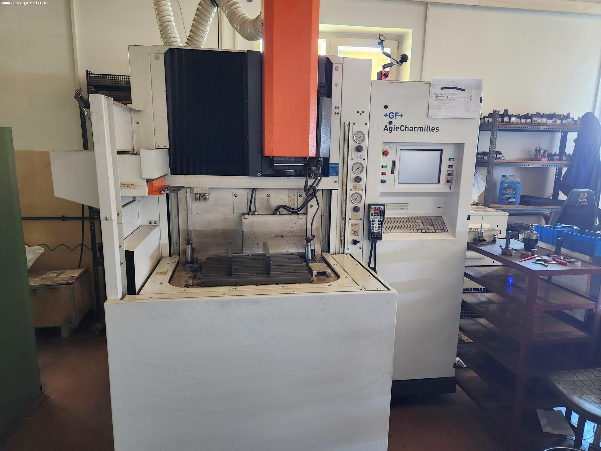 Macchina per elettroerosione a tuffo AGIE CHARMILLES in vendita - foto 2