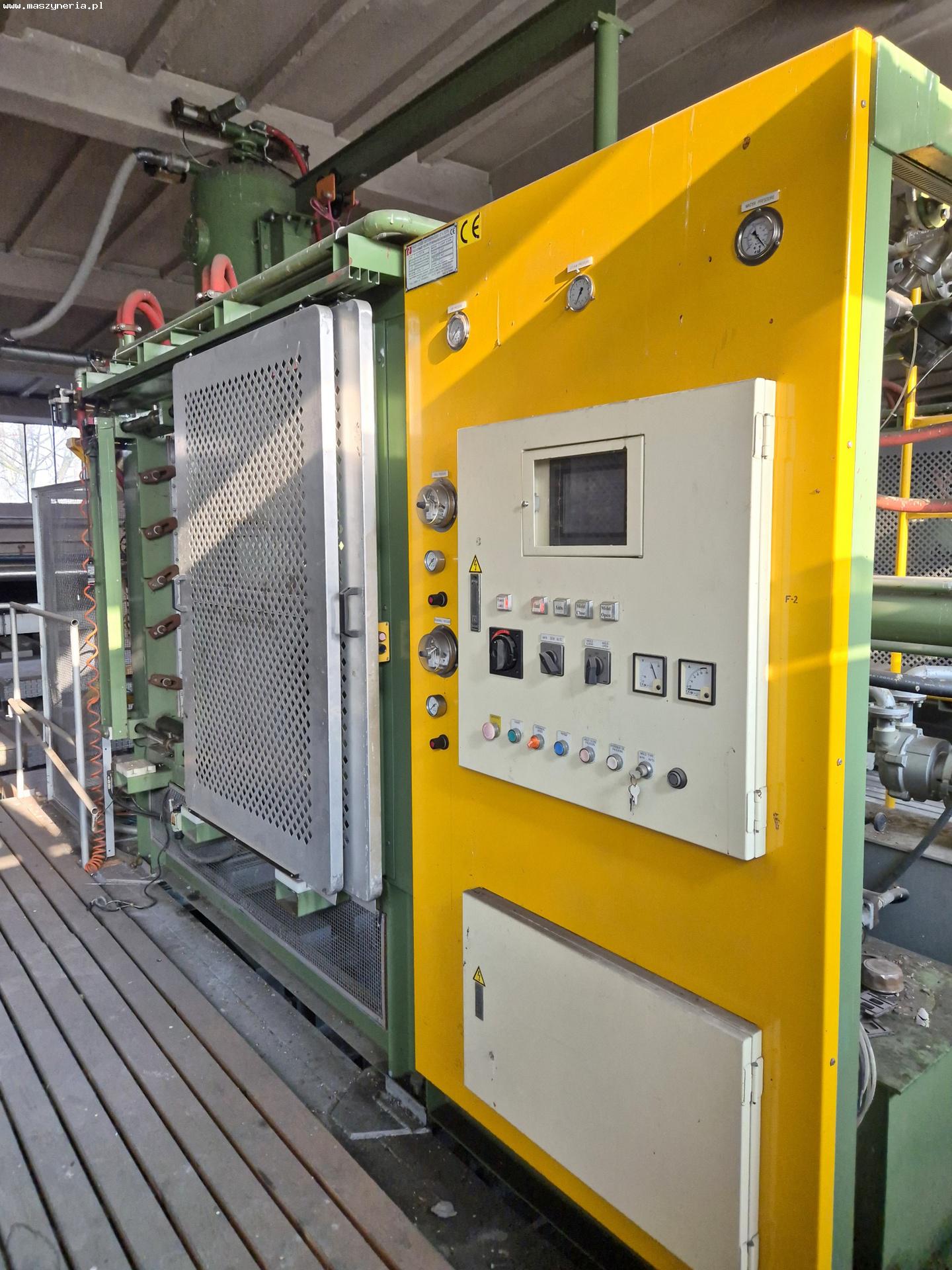 Macchina per lo stampaggio di polistirolo NAN-JHIEH in vendita - foto 9