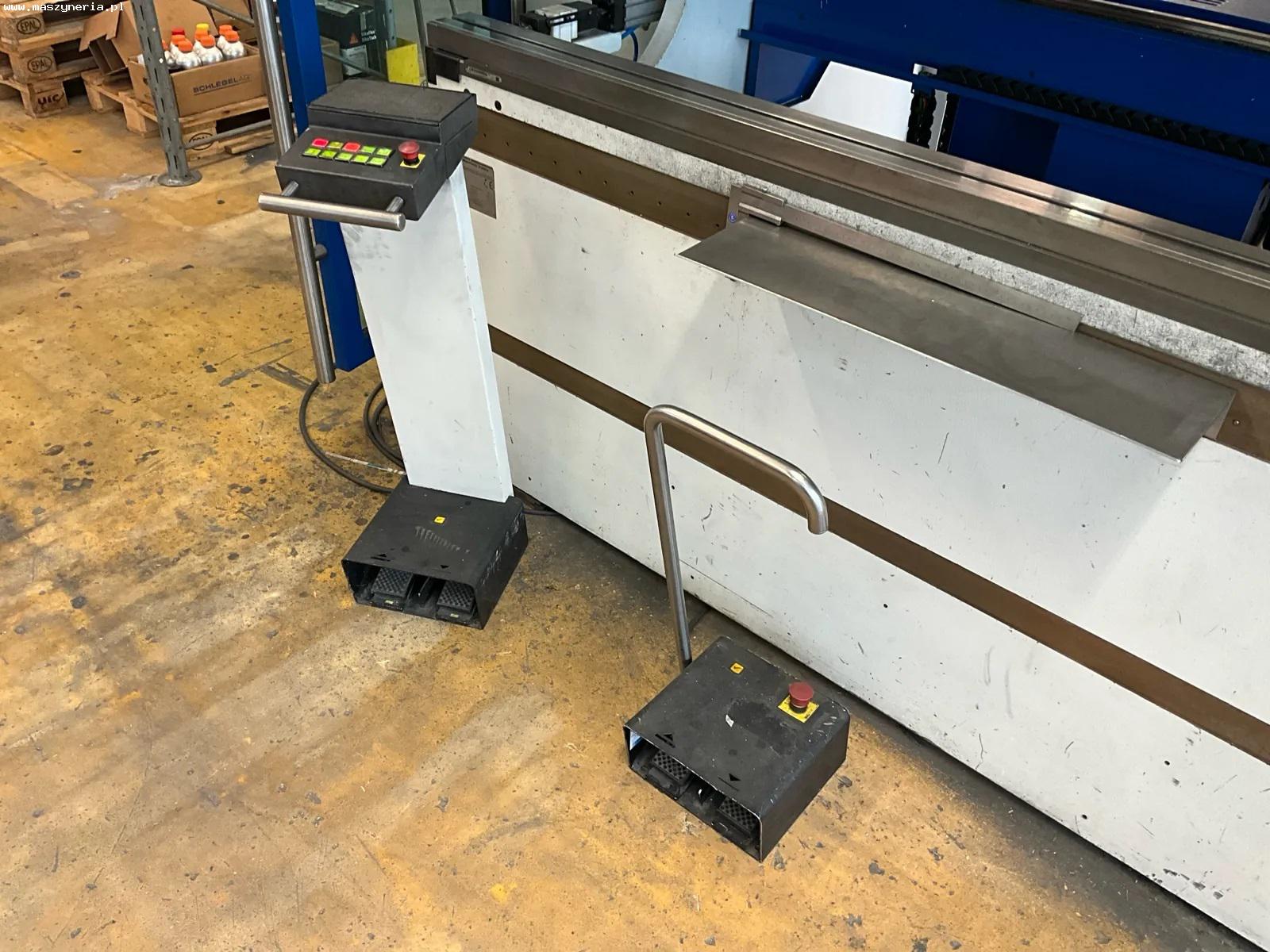 Pressa piegatrice idraulica CNC TRUMPF TruBend 5085 in vendita - foto 3
