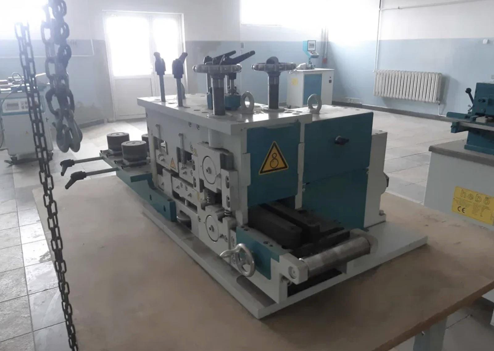 Macchina per forgiatura HEBO STM-5VDZ in vendita - foto 4