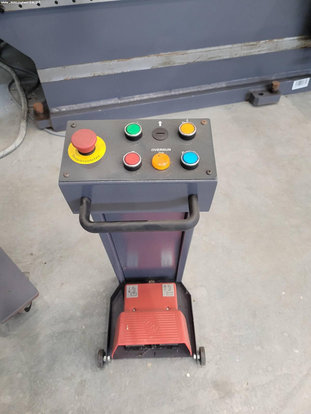 Pressa piegatrice idraulica CNC BAYKAL APHS 31440 in vendita - foto 7