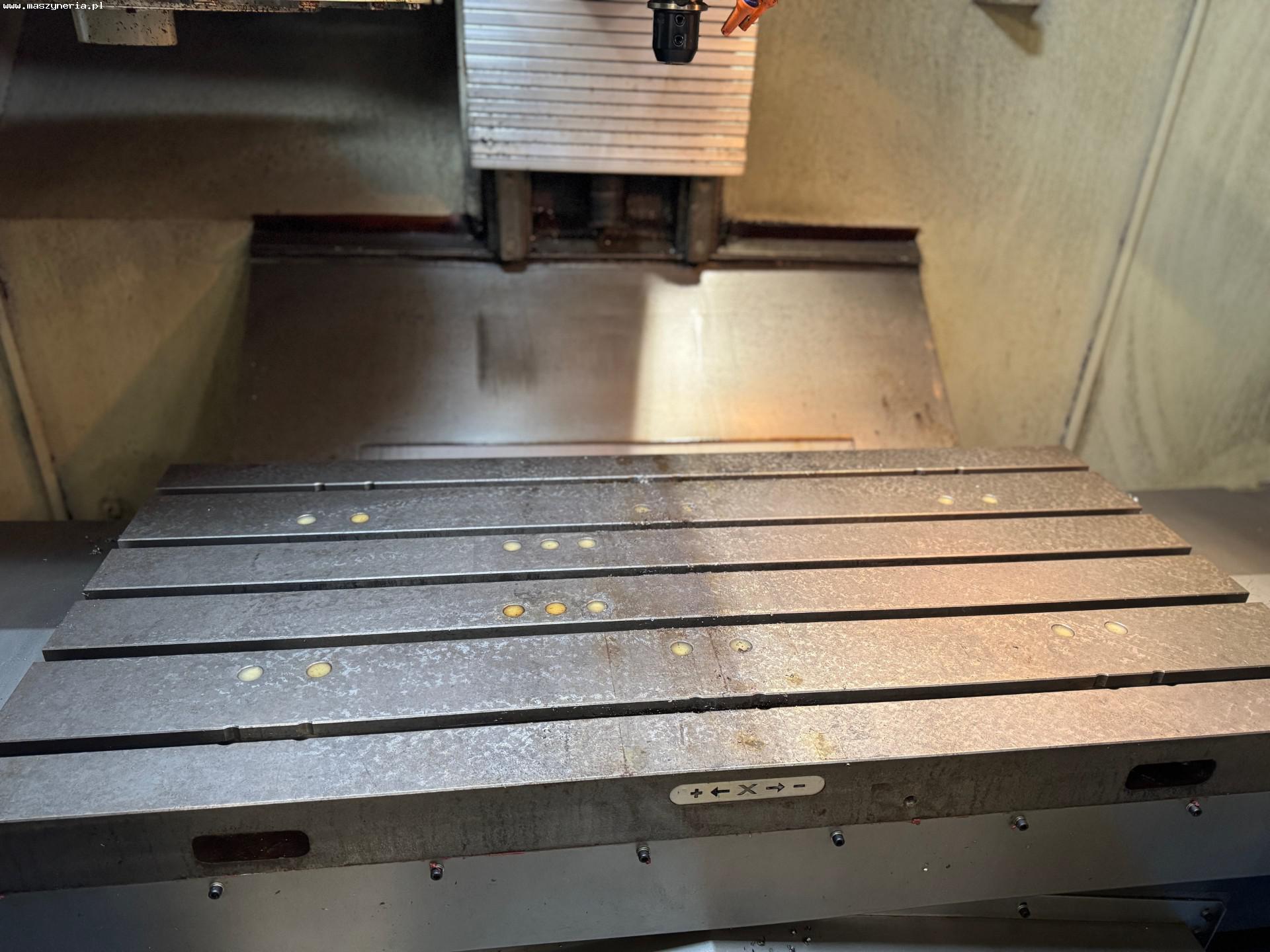 Centro di lavoro verticale CNC BMEI BV100 in vendita - foto 3