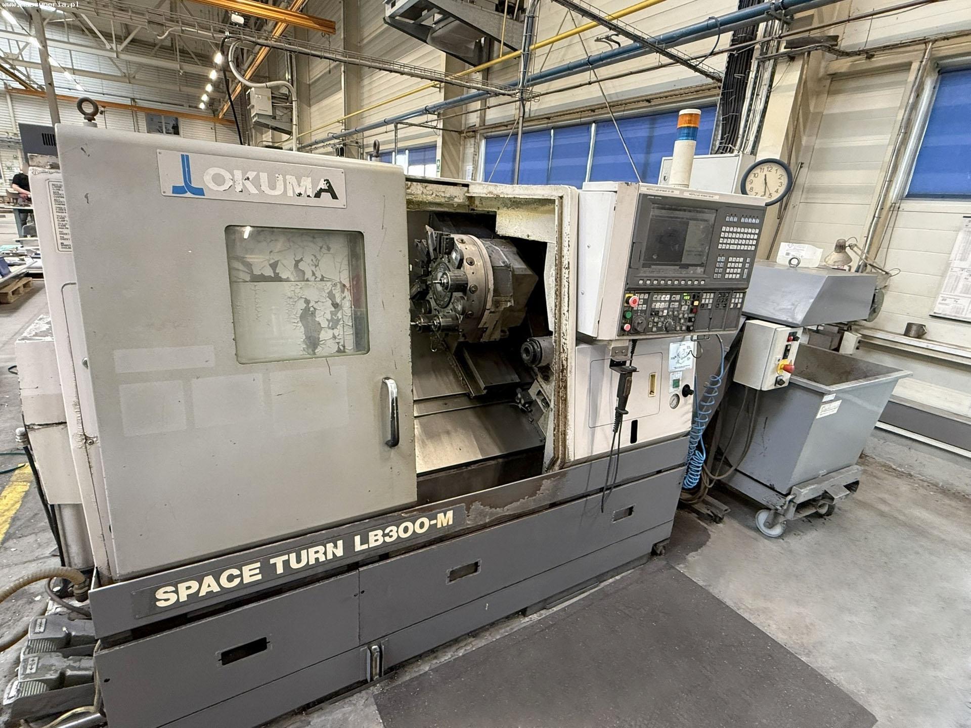 Centro di tornitura CNC OKUMA LB 300 M in vendita - foto 2