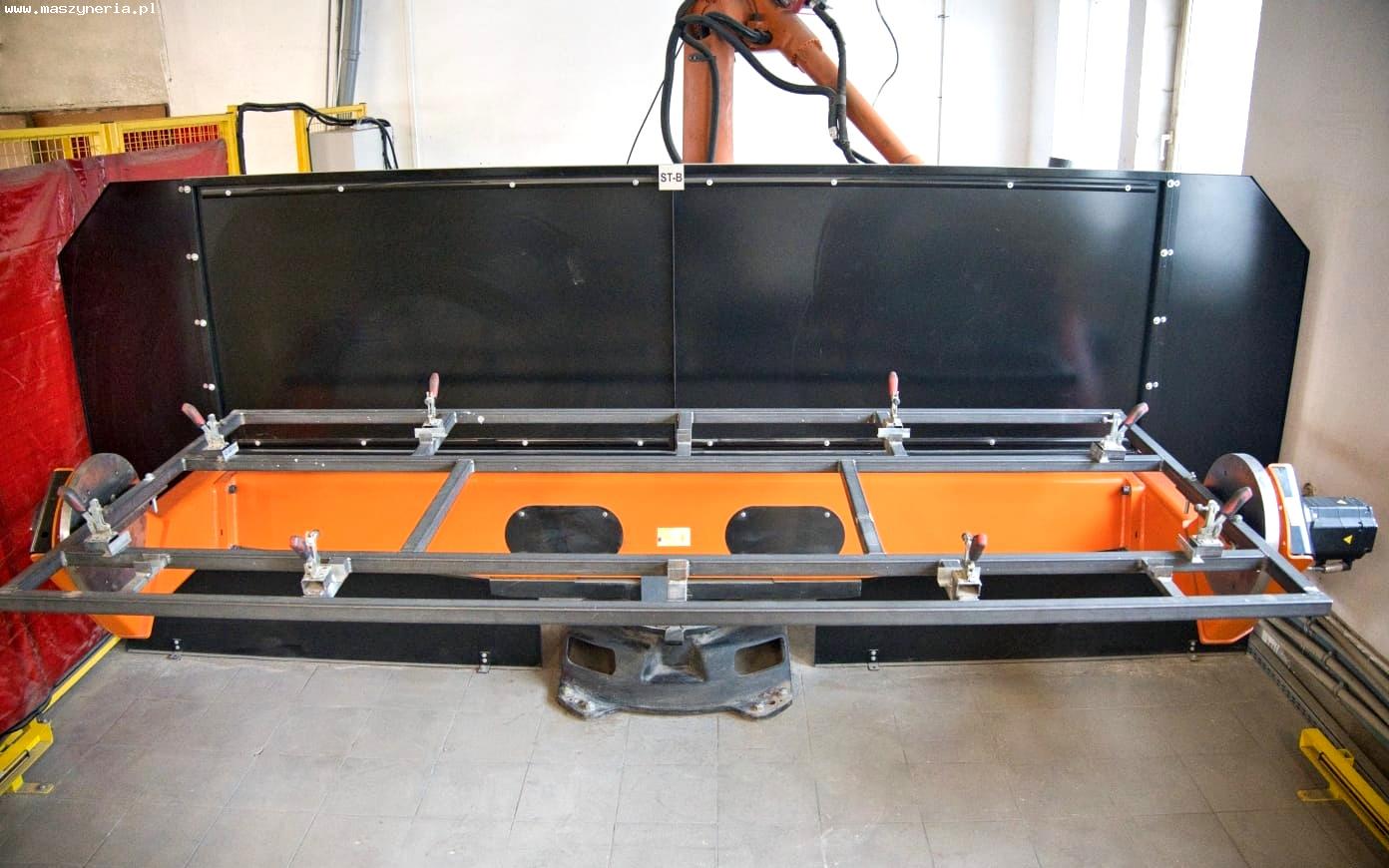 Stazione di saldatura robotizzata KUKA KR 30 L16-2 in vendita - foto 4