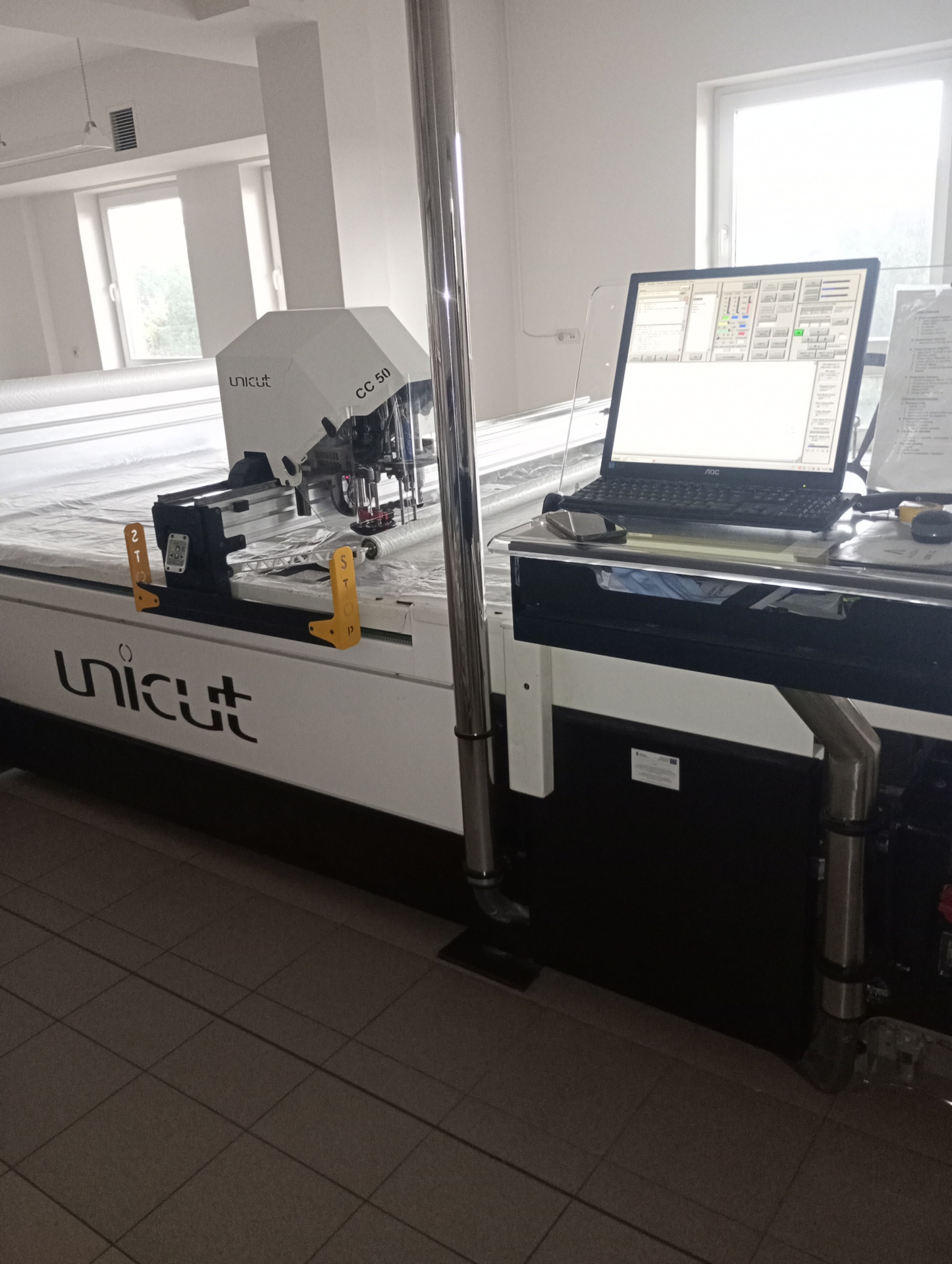 Macchina per il taglio automatico dei tessuti ALLCOMP in vendita - foto 2